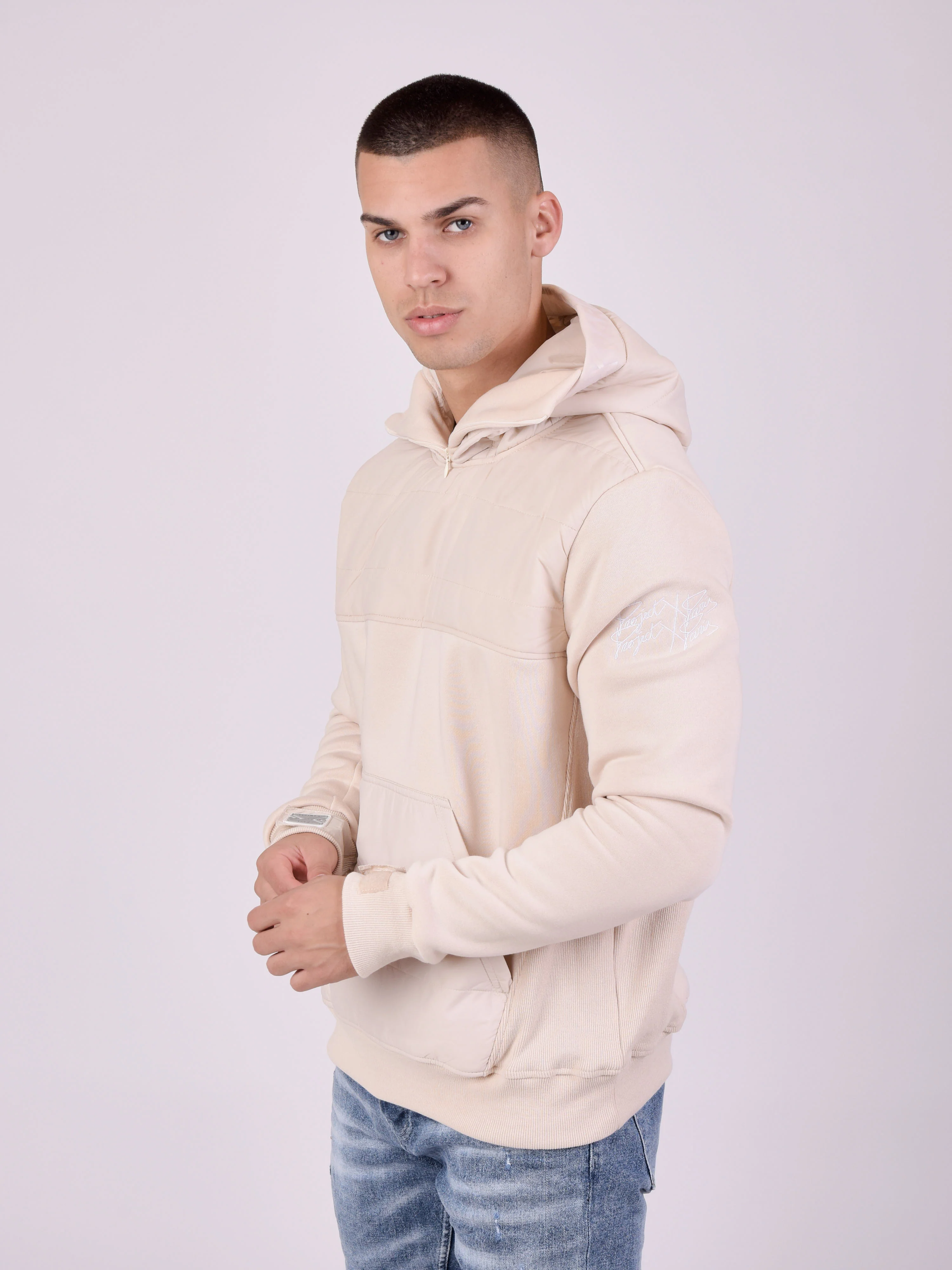 Sweat à Capuche avec poche kangourou matelassé - Image 4