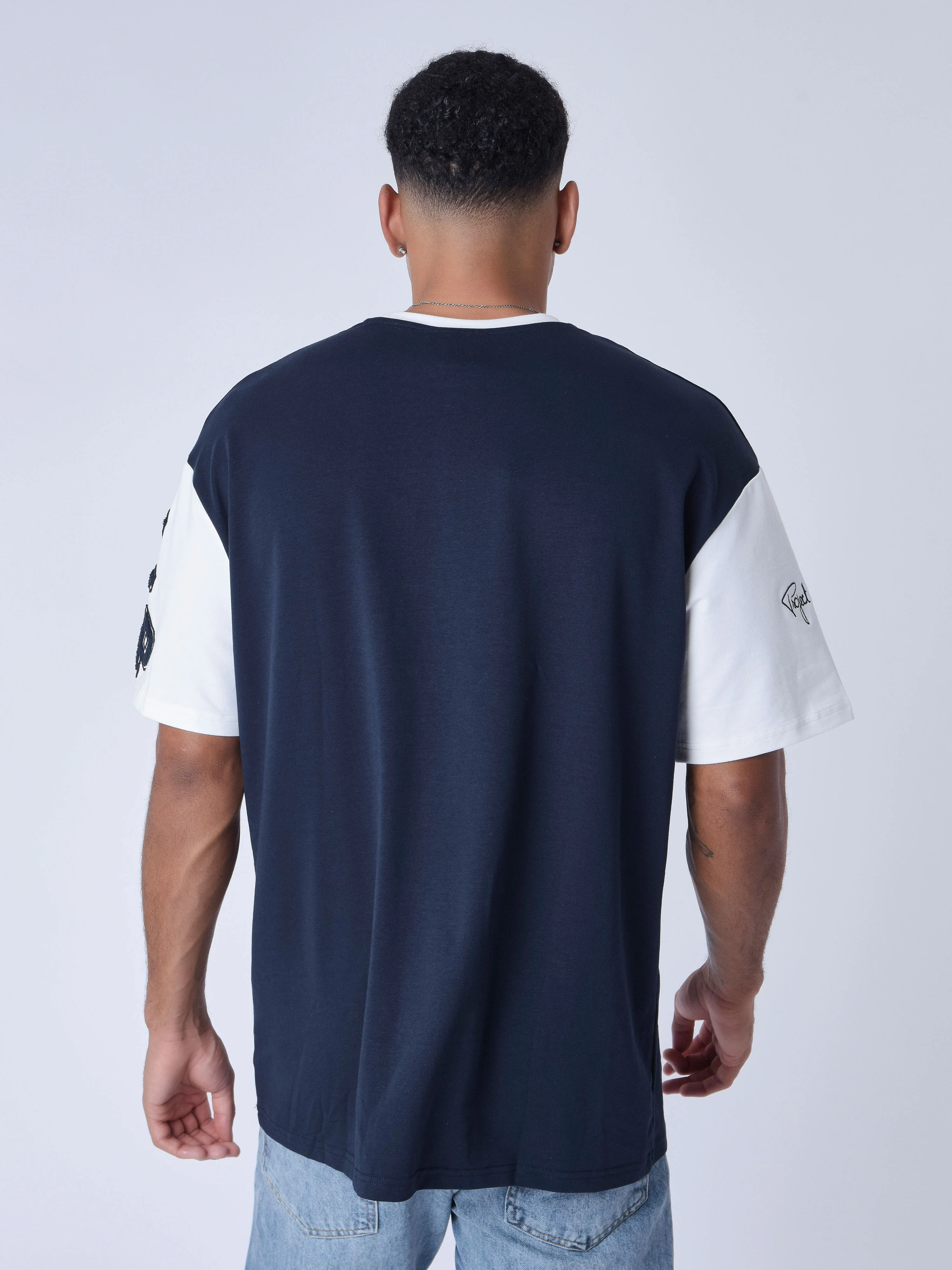 T-shirt bicolore style universitaire - Image 5