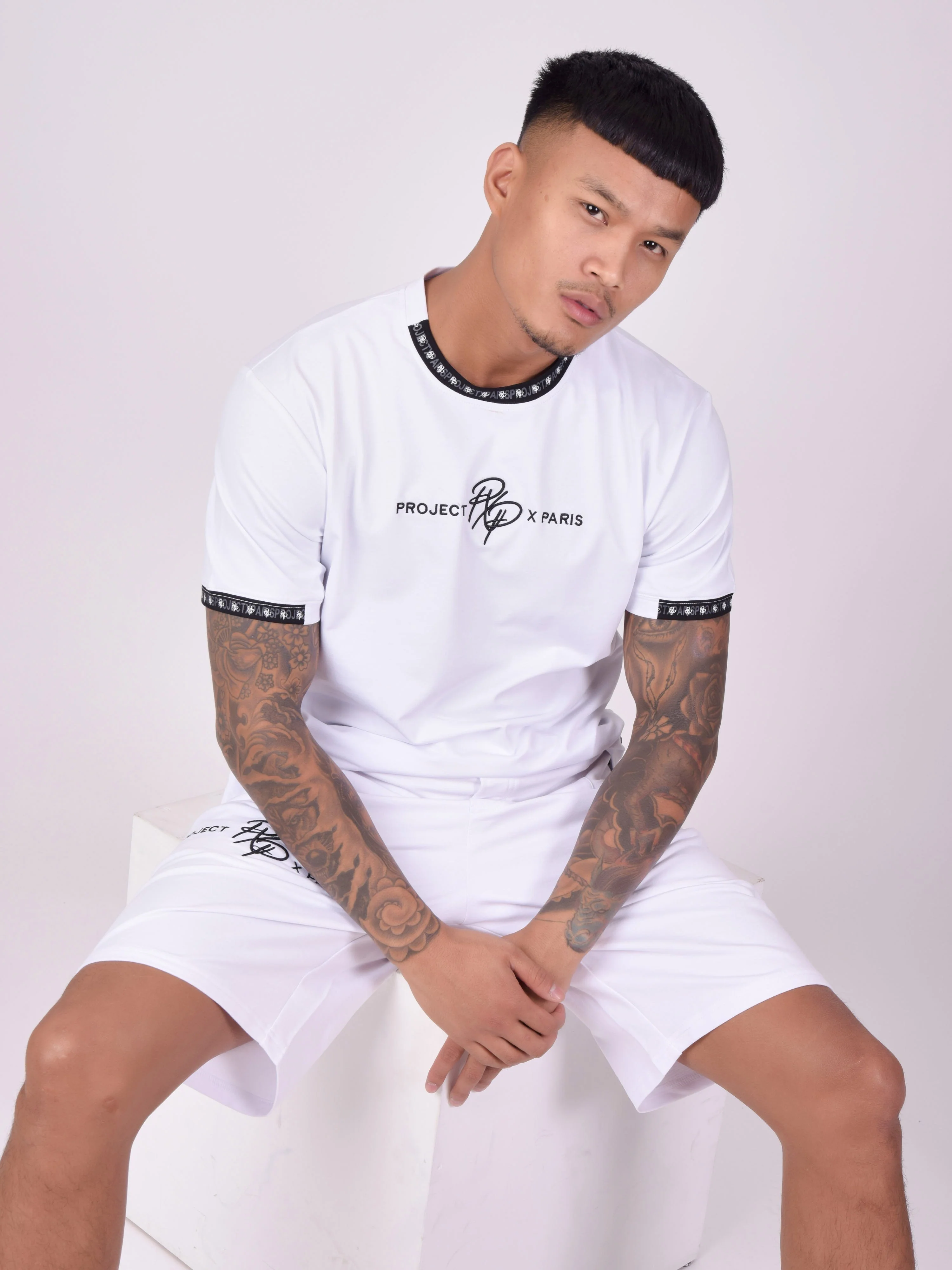 T-shirt uni avec bande logo