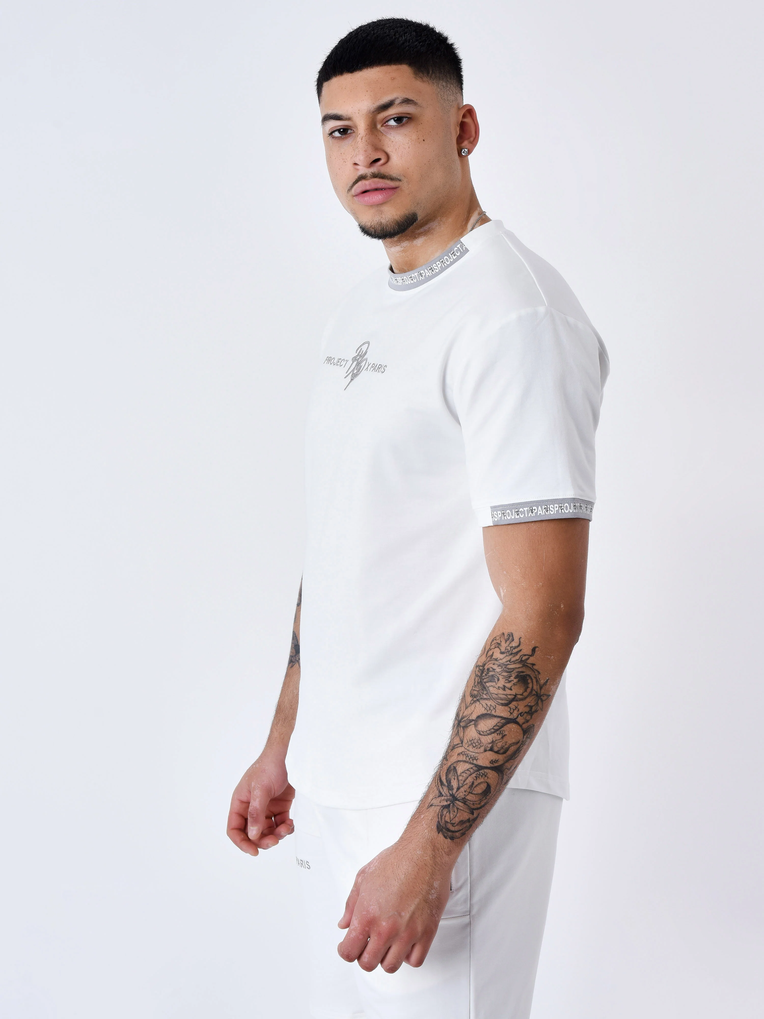 T-shirt uni avec bande logo - Image 4