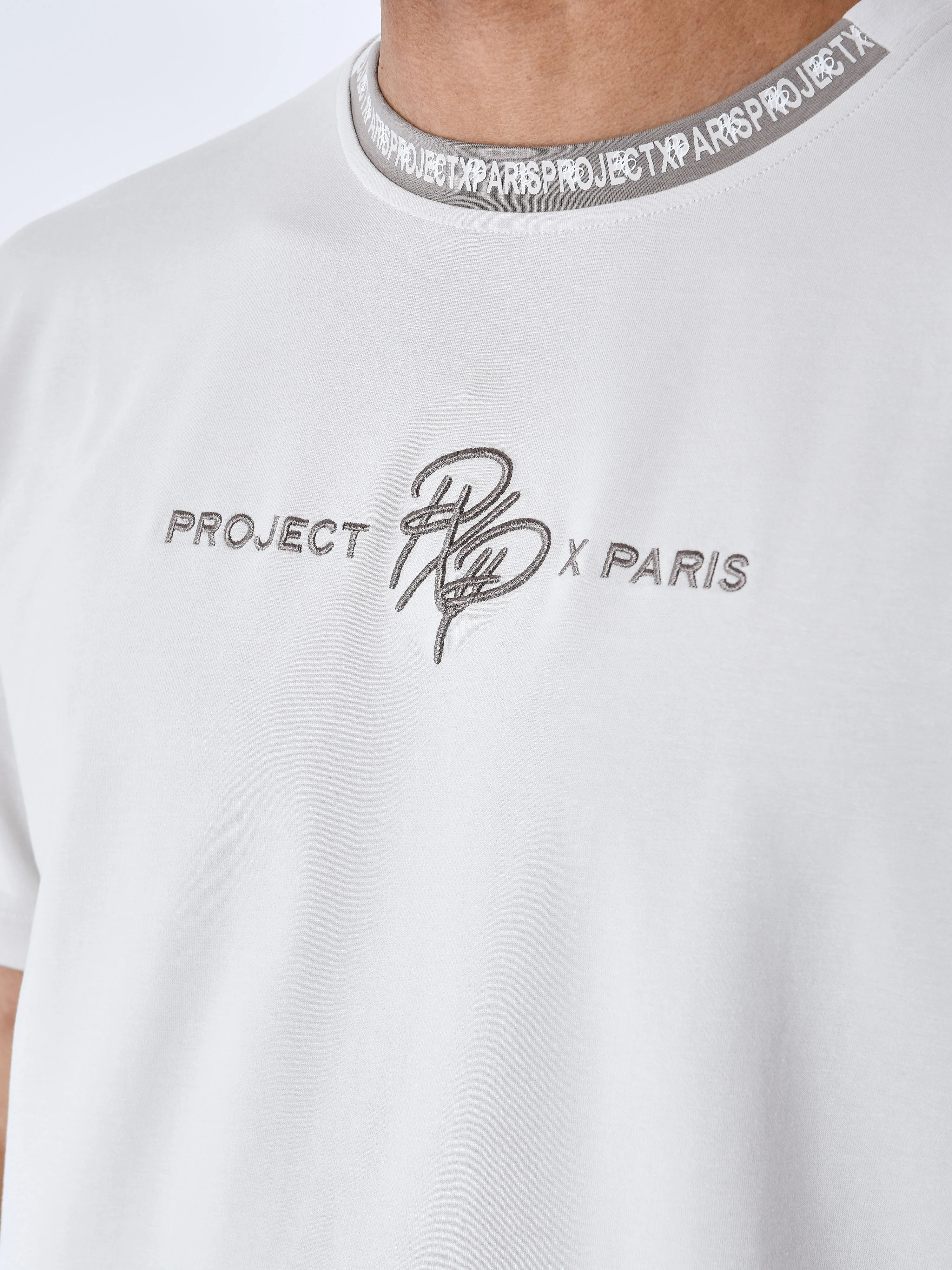 T-shirt uni avec bande logo - Image 6