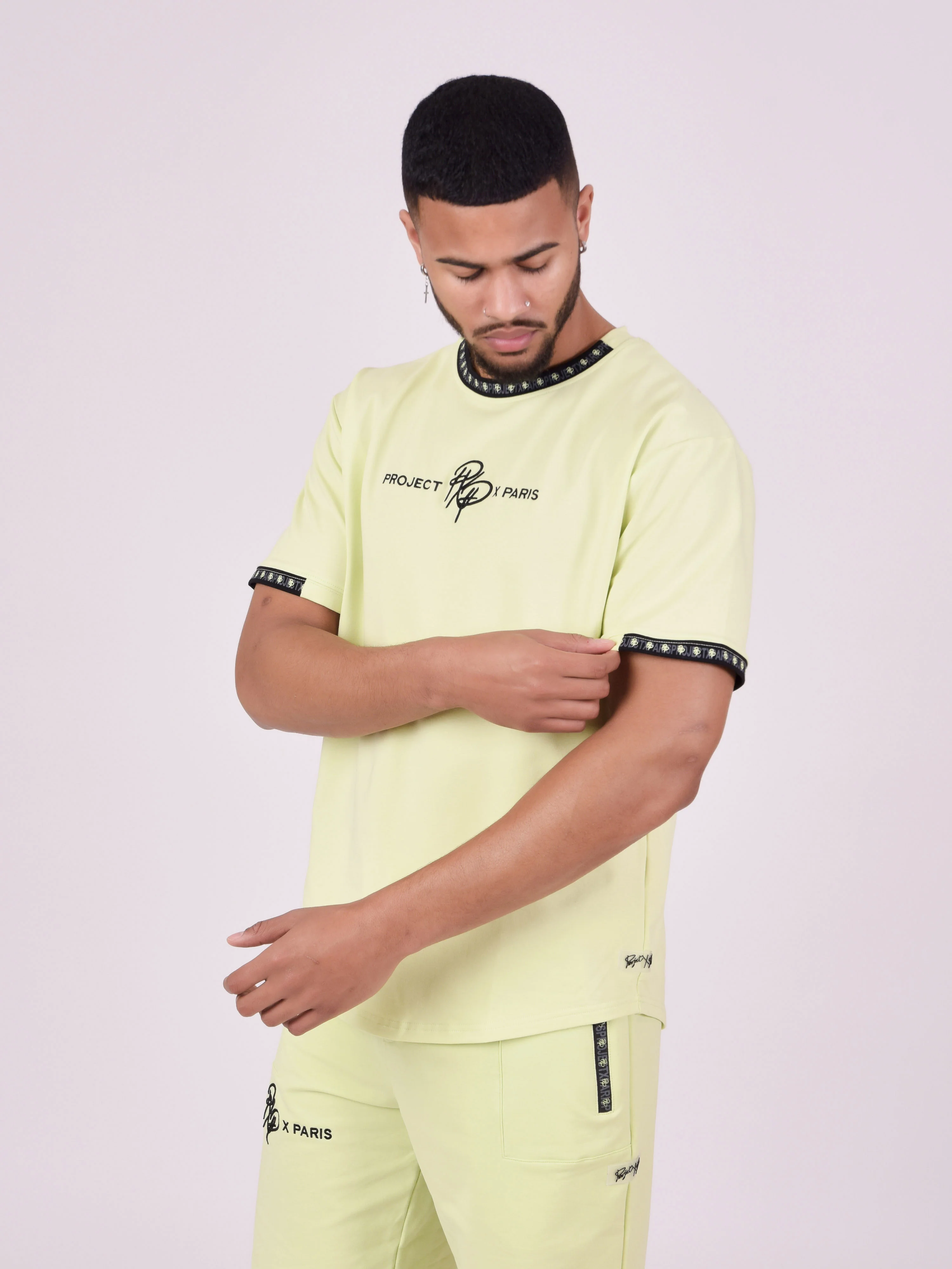 T-shirt uni avec bande logo - Image 4