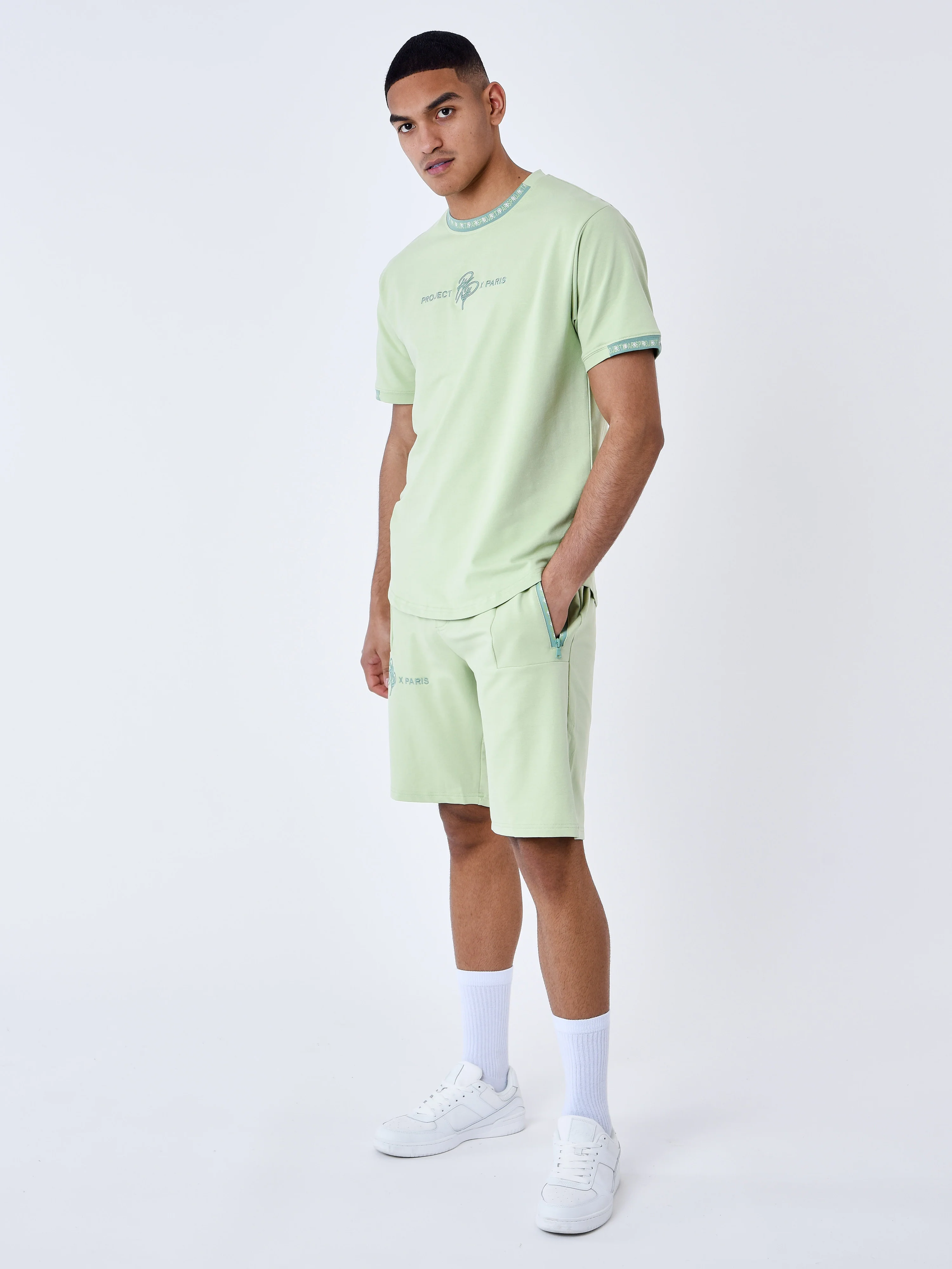 T-shirt uni avec bande logo - Image 3