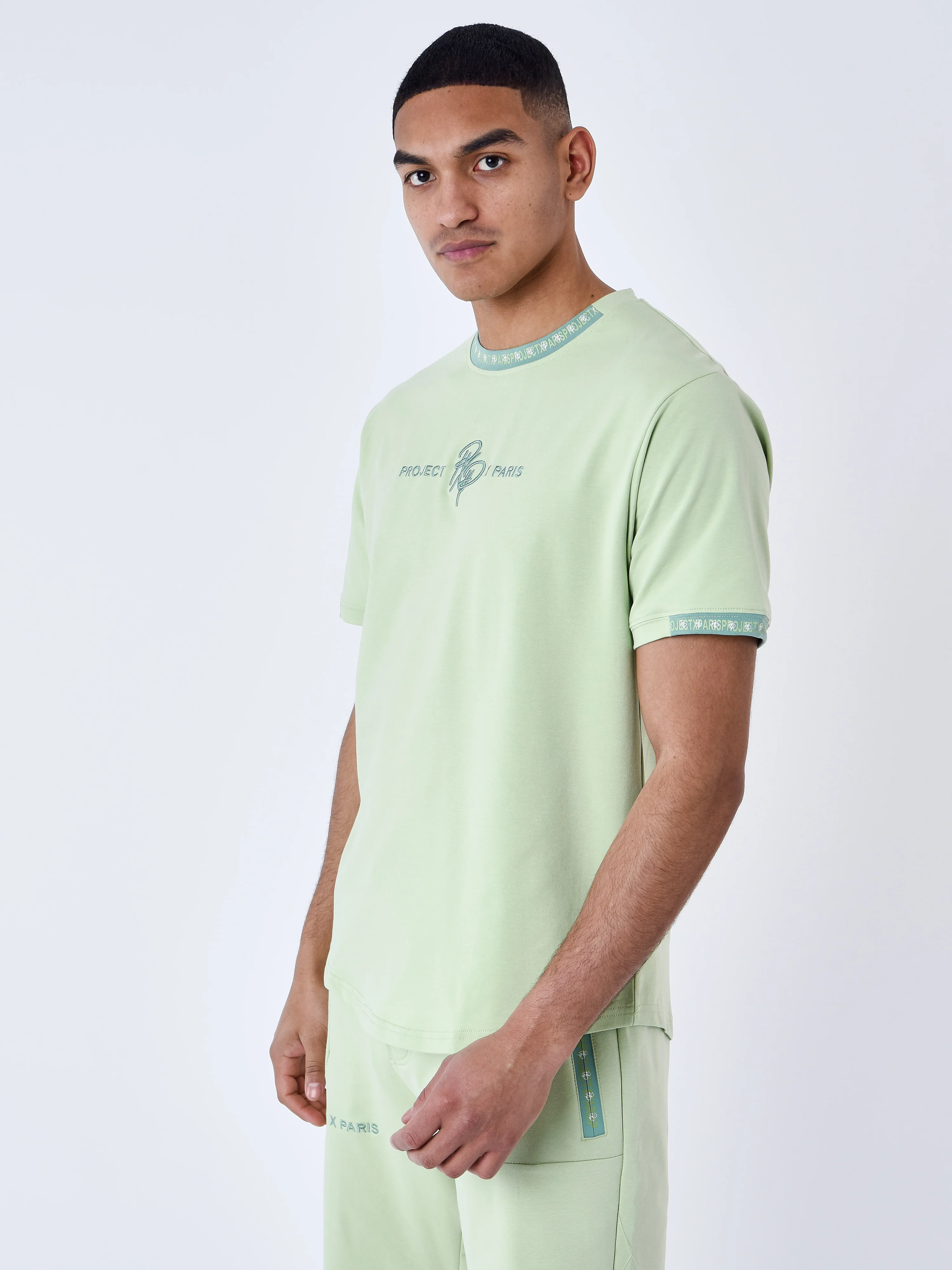 T-shirt uni avec bande logo - Image 4