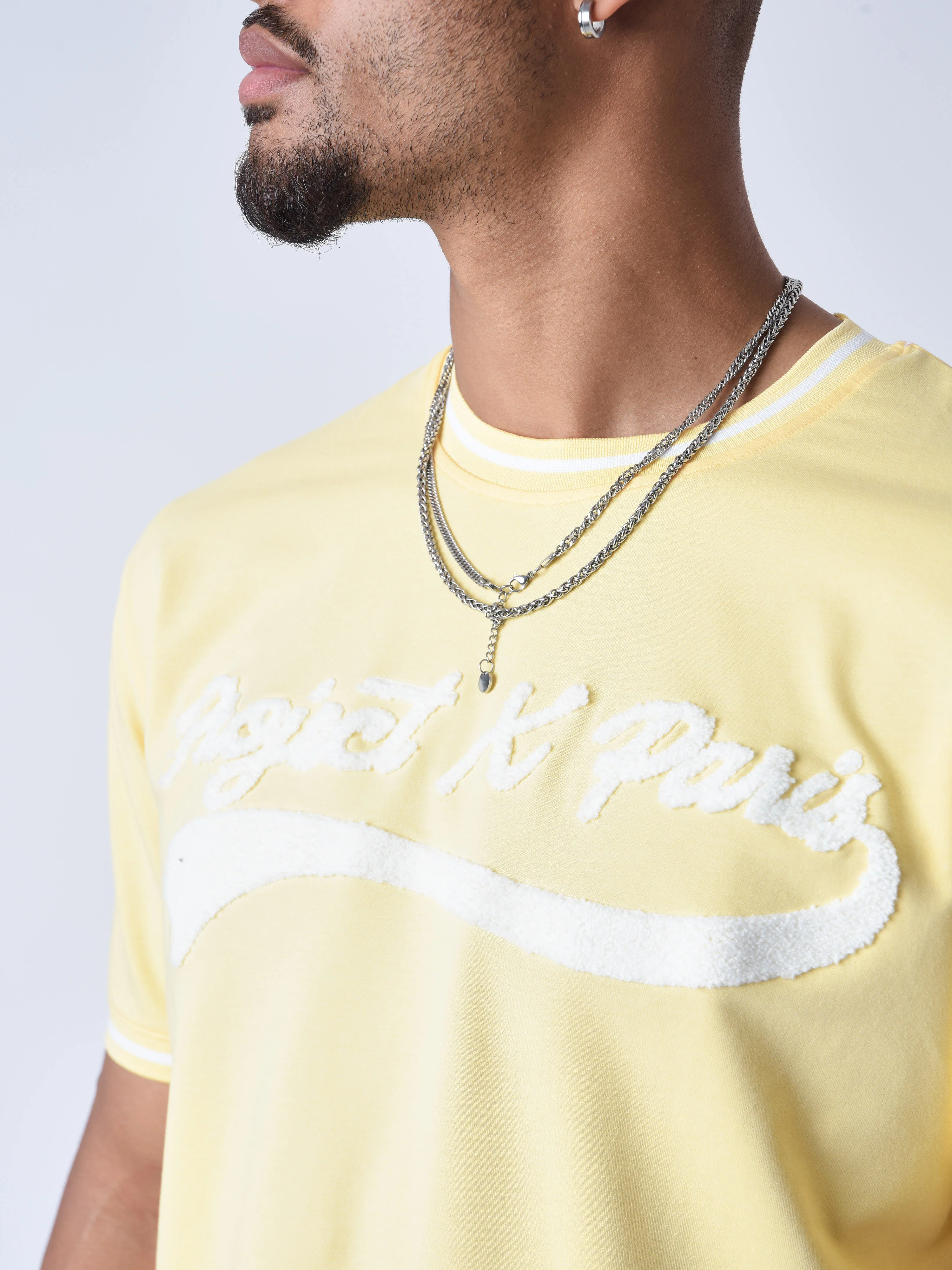 T-shirt style universitaire avec logo - Image 6
