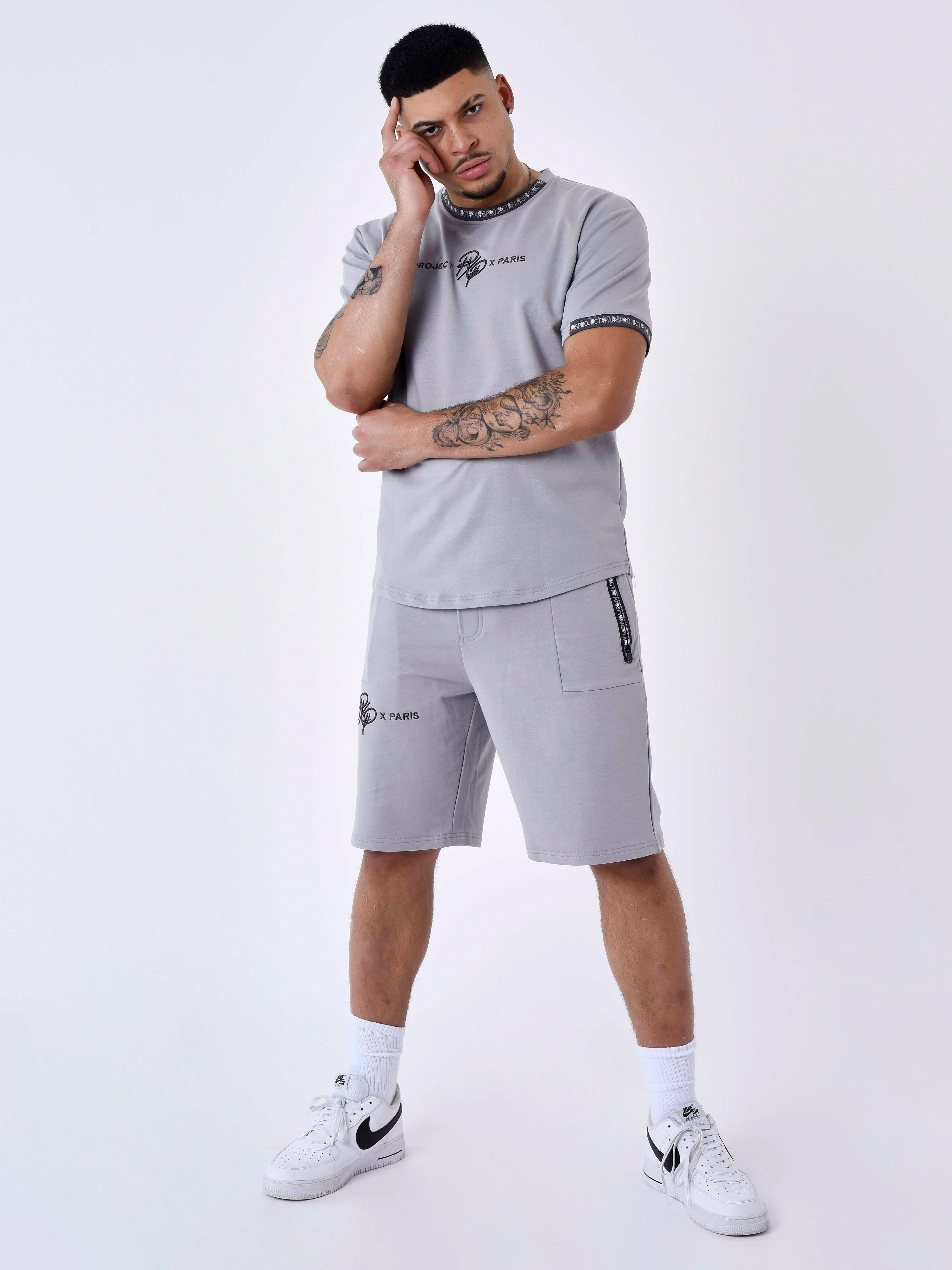 Short uni avec bande logo - Image 3