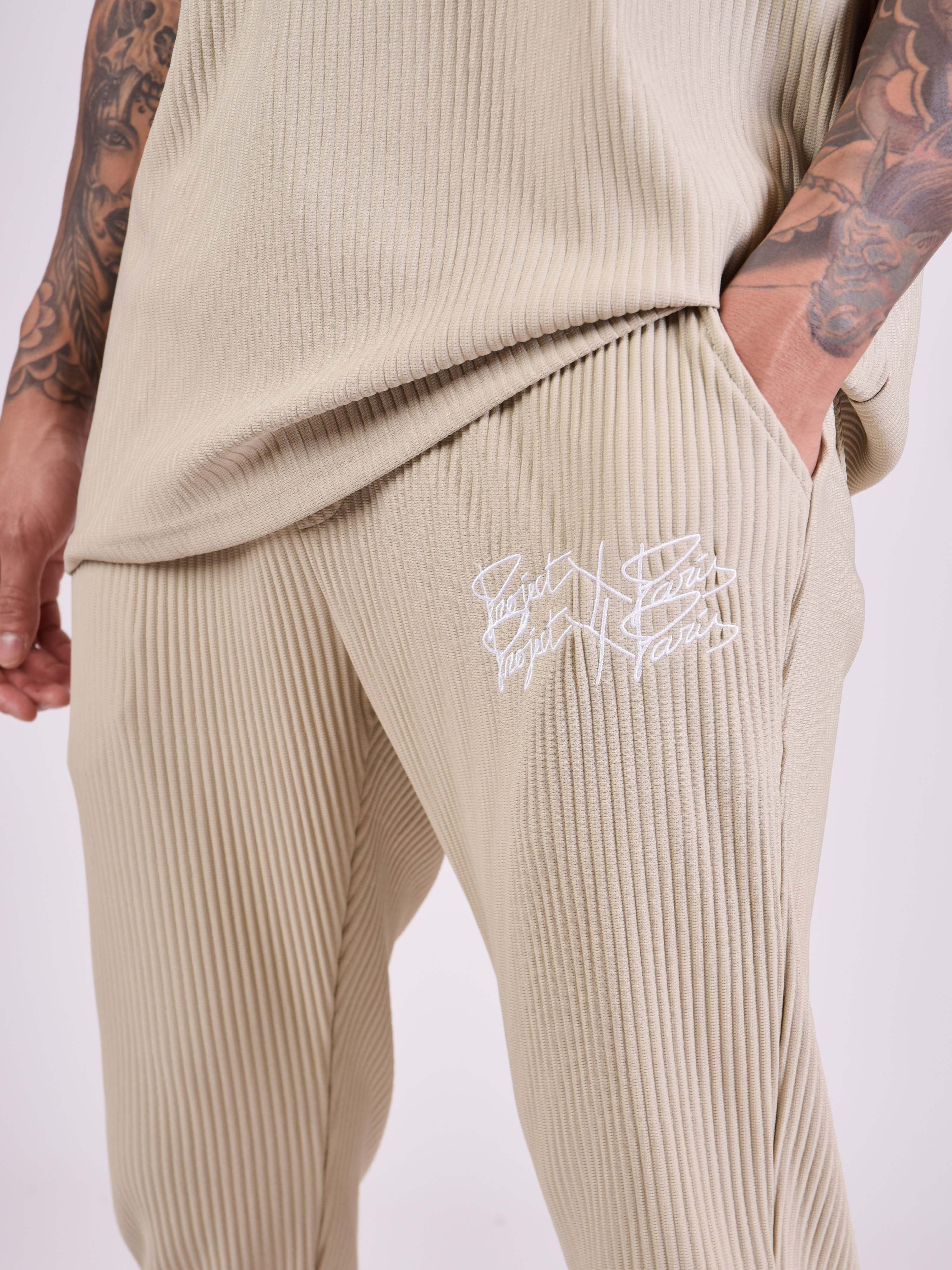 Pantalon en matière texturé - Image 6