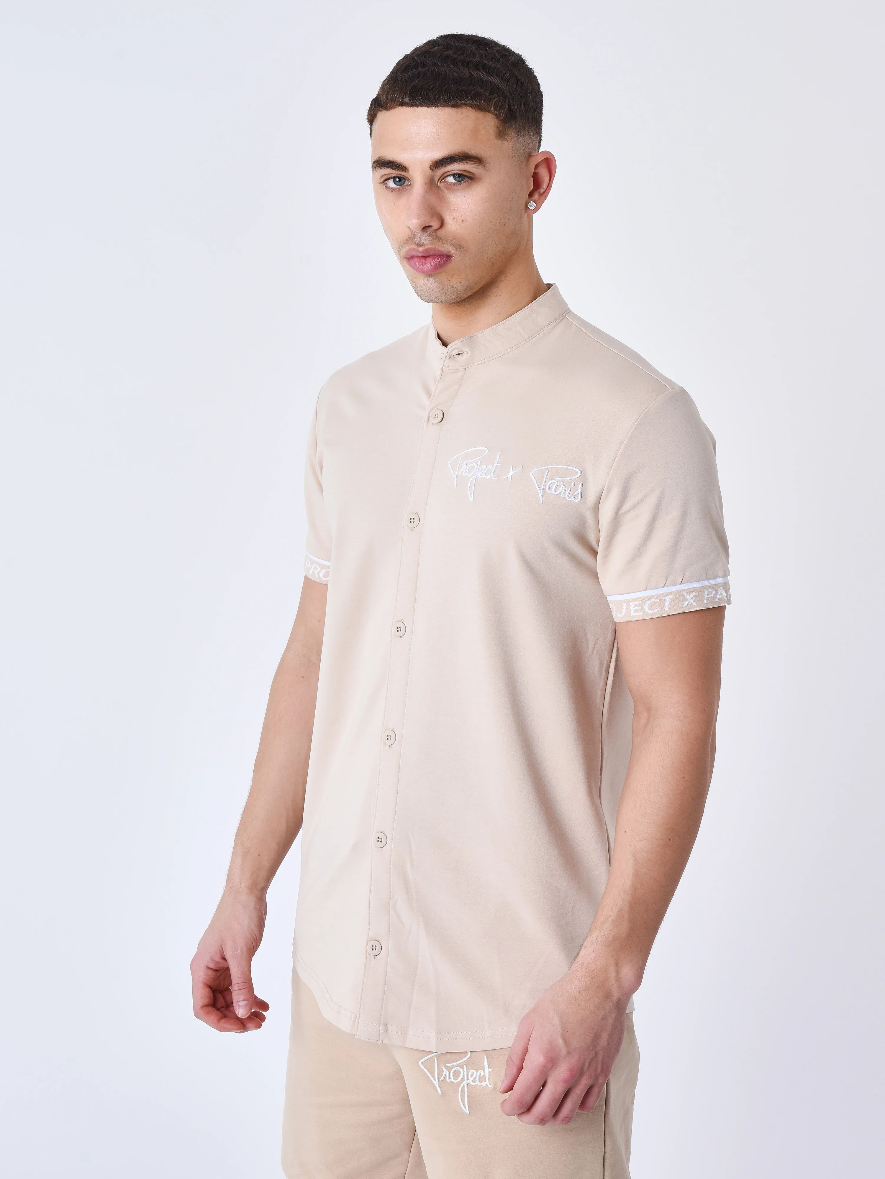 Chemise manches courtes logo brodé en relief - Image 4
