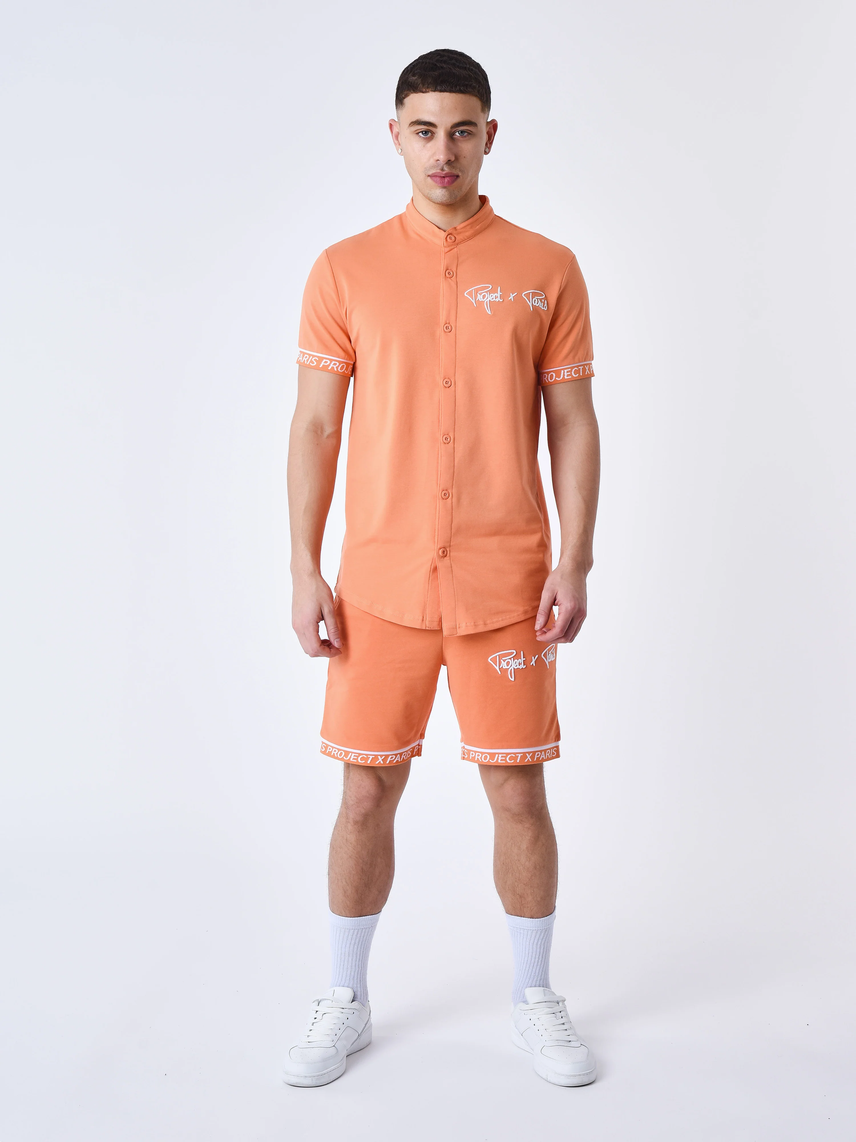 Chemise manches courtes logo brodé en relief - Image 3