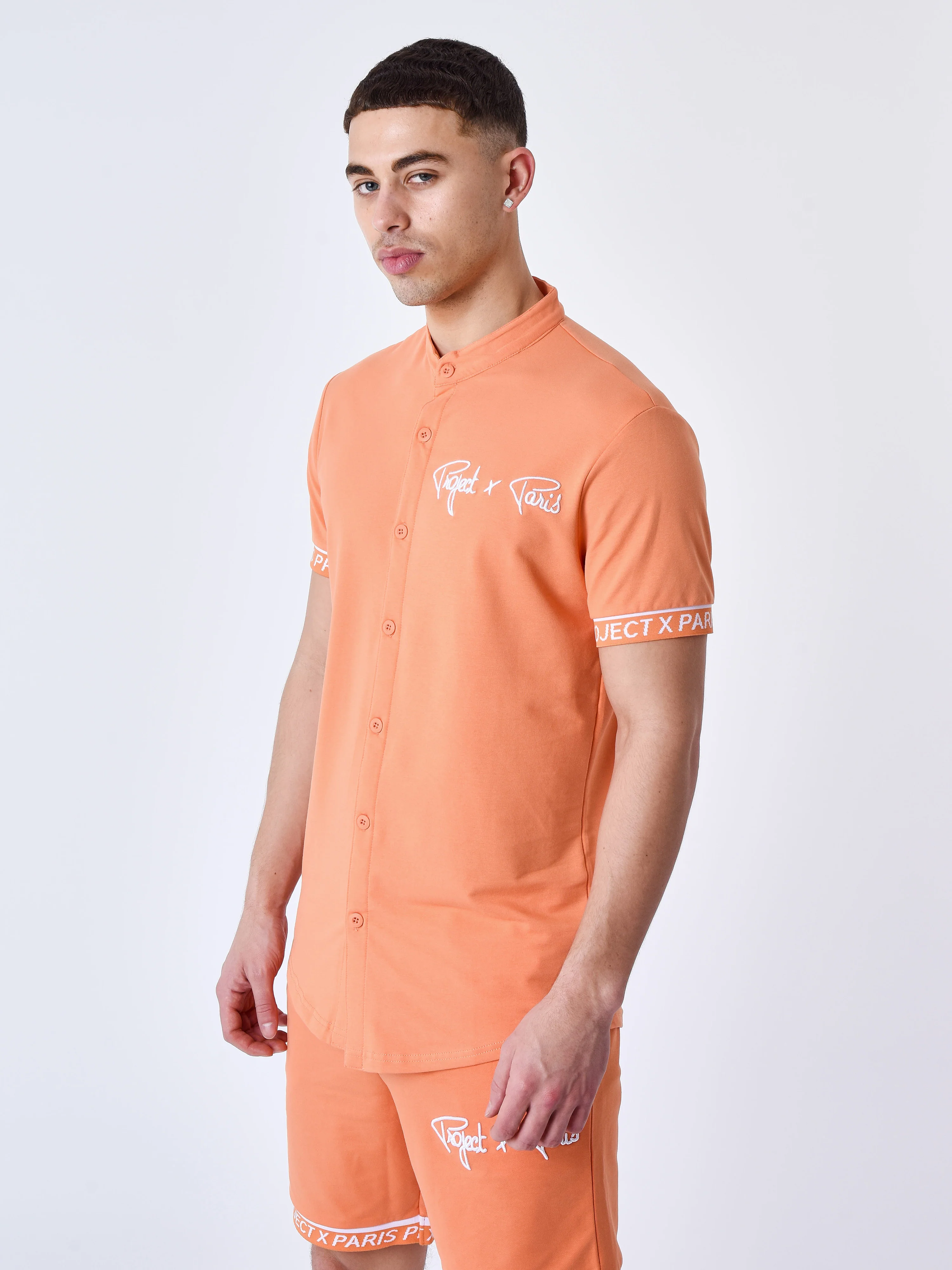 Chemise manches courtes logo brodé en relief - Image 4