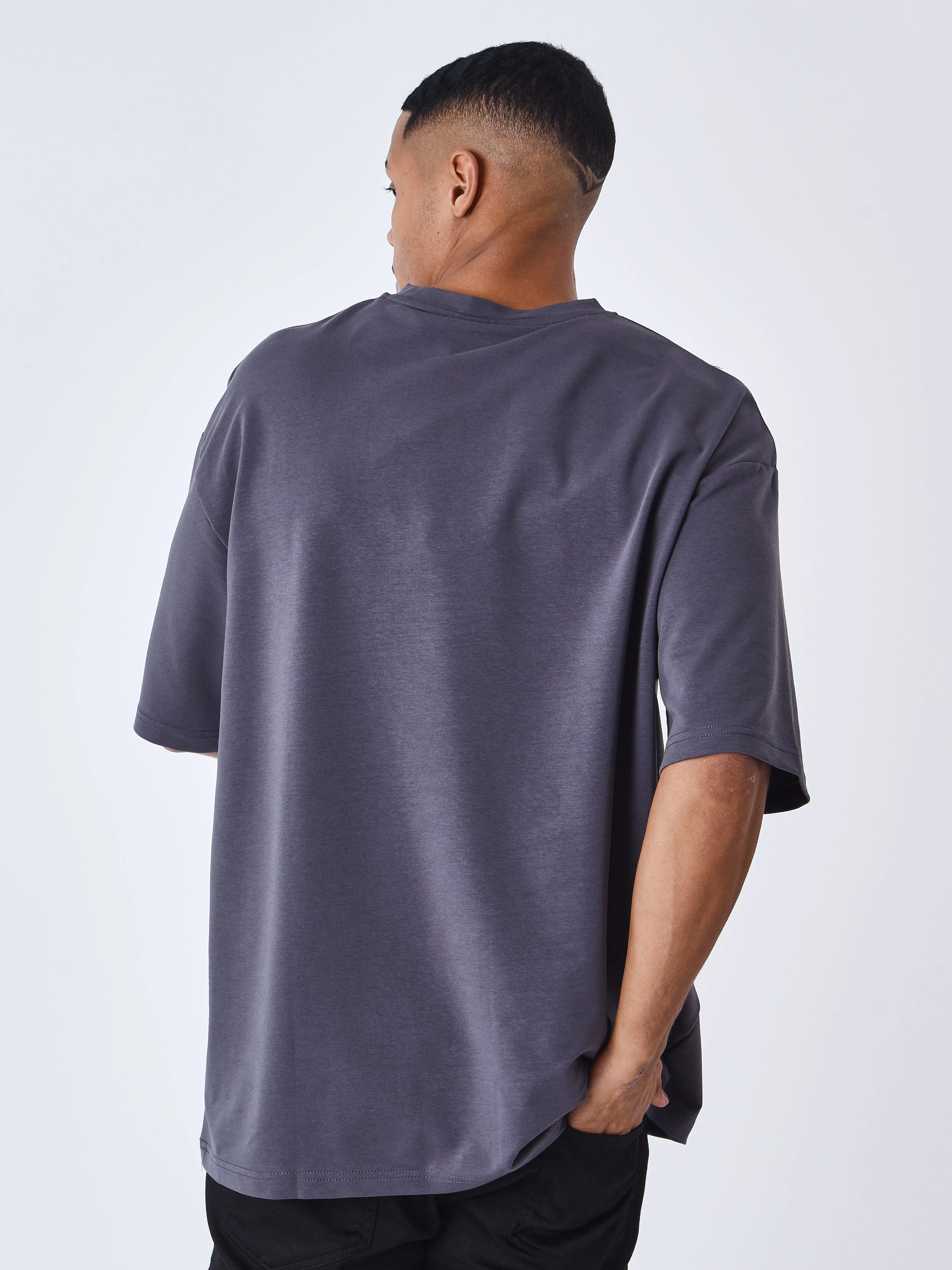 T-shirt broderie signature - Image 5
