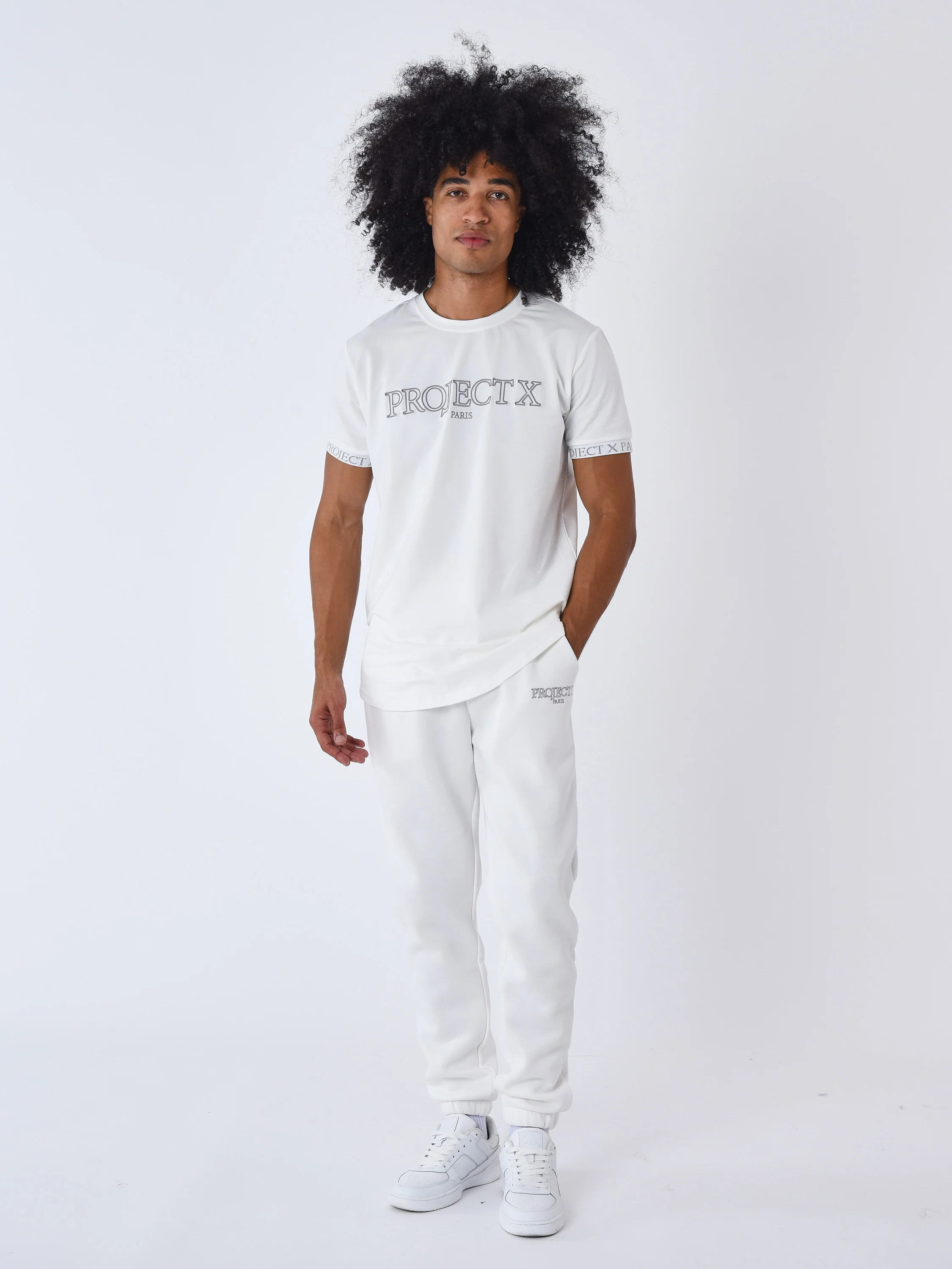 T-shirt broderie Contour - Image 3