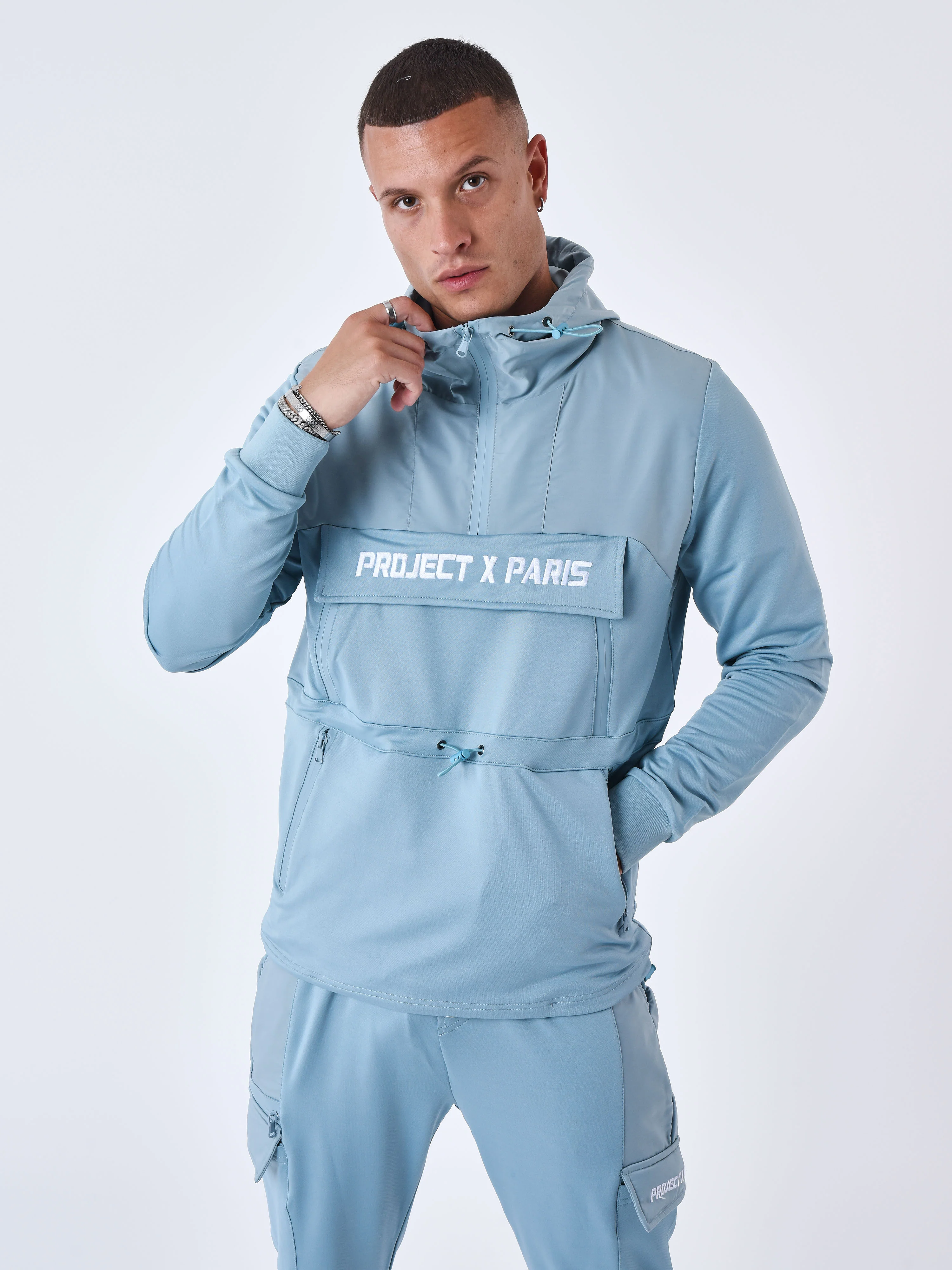 Sweat à Capuche style coupe vent - Image 4