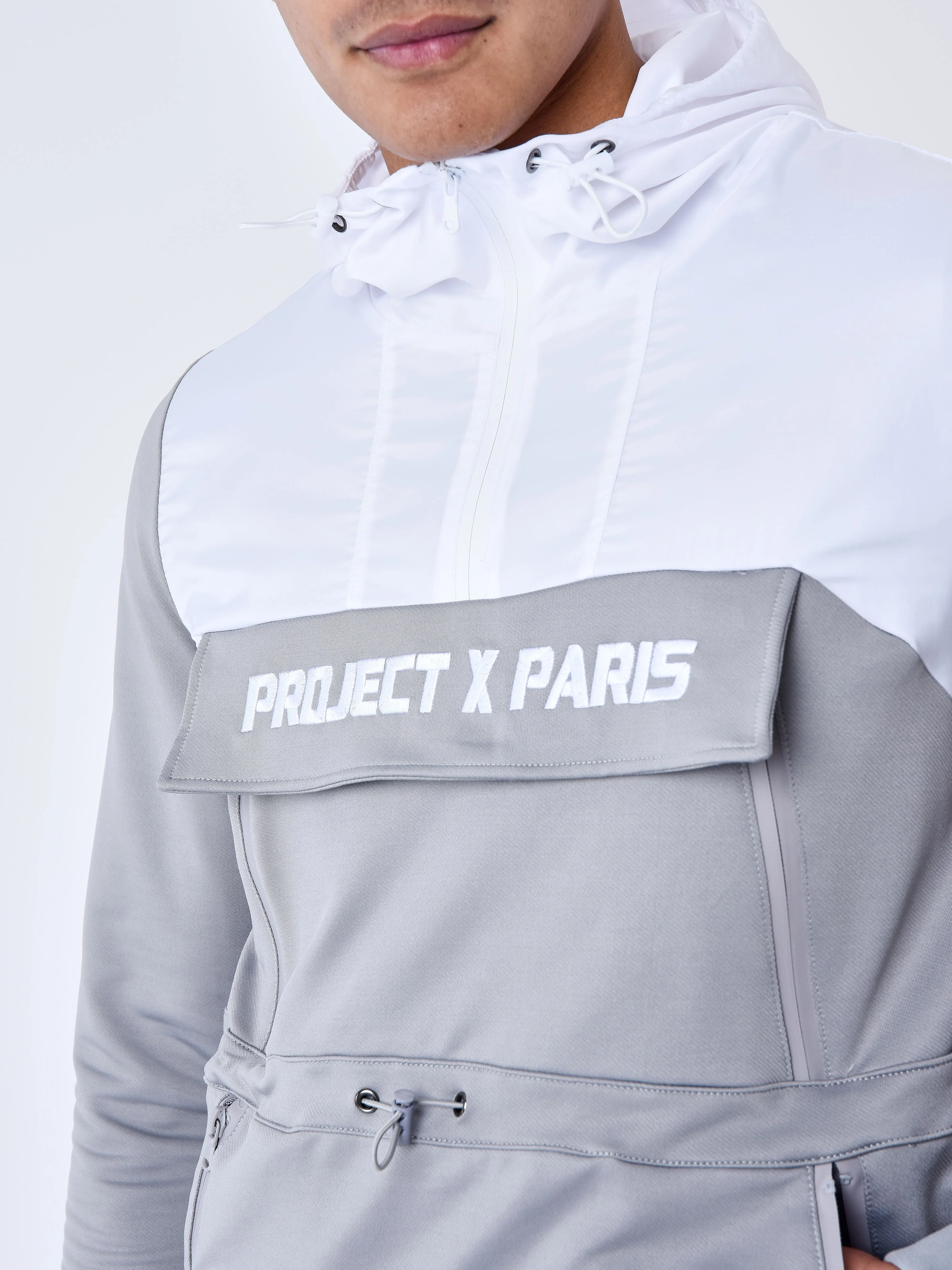Sweat Ă Capuche style coupe vent bicolore - Image 6