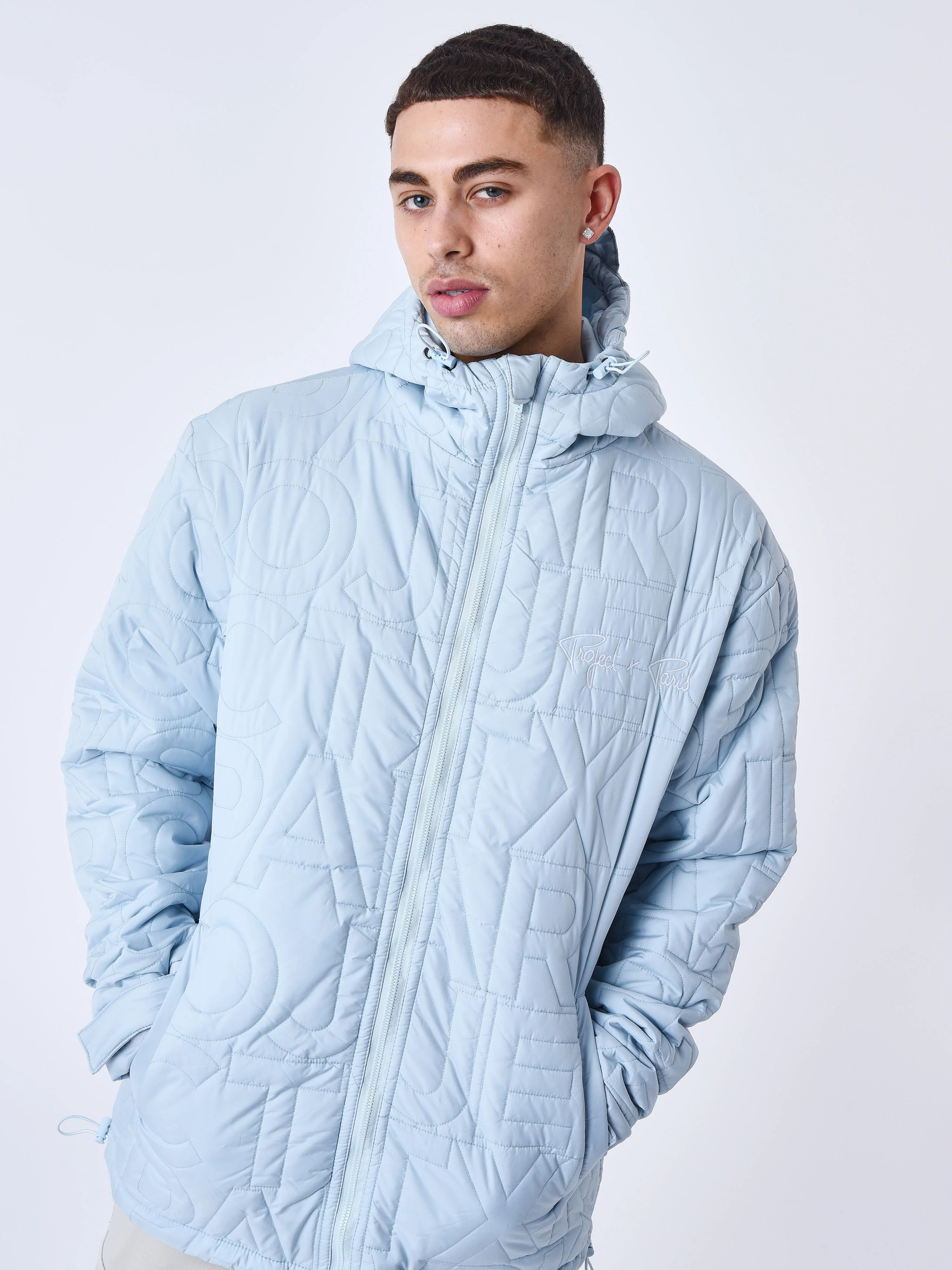 Veste à capuche matelassé