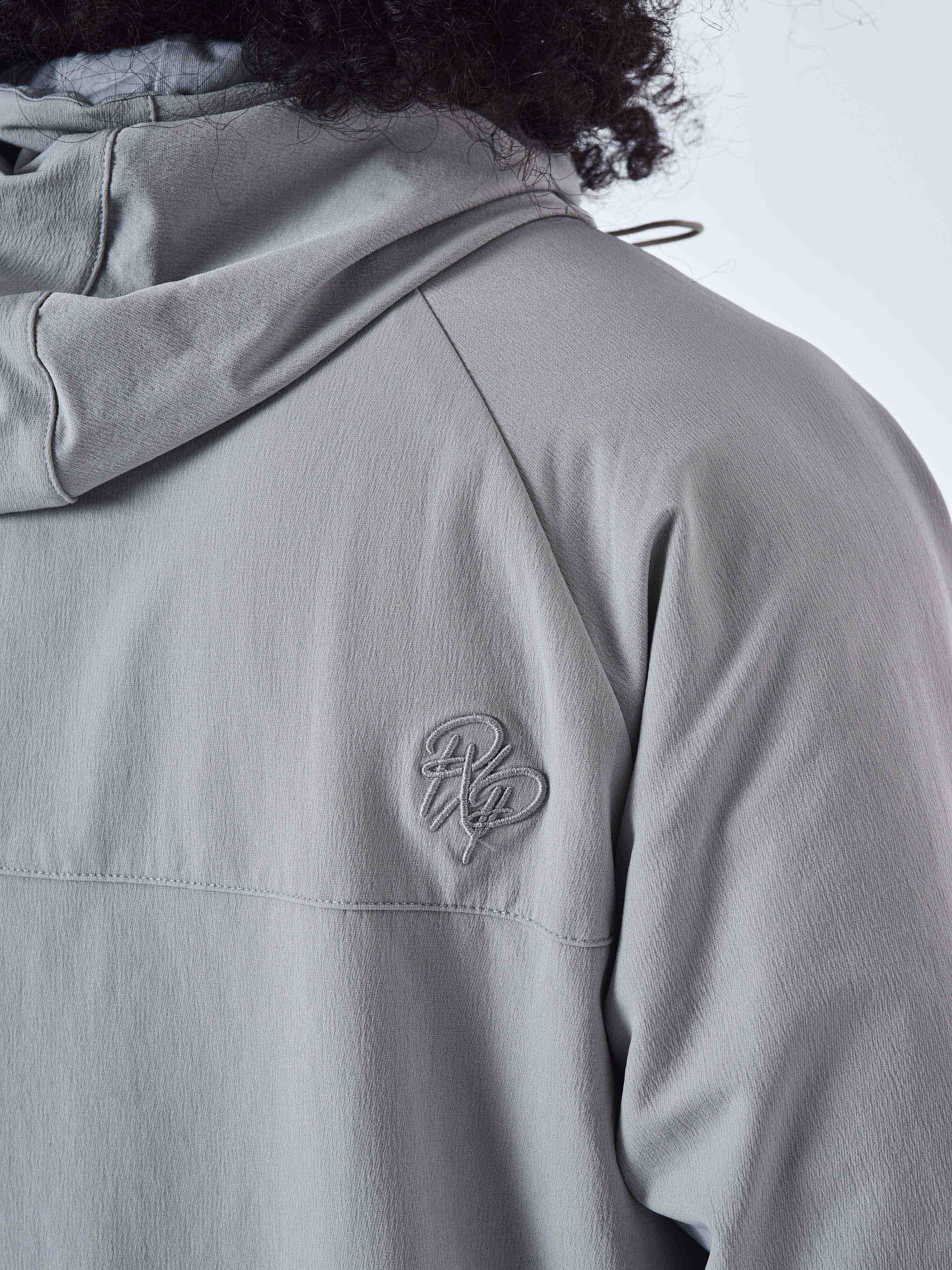 Veste à capuche techwear - Image 5