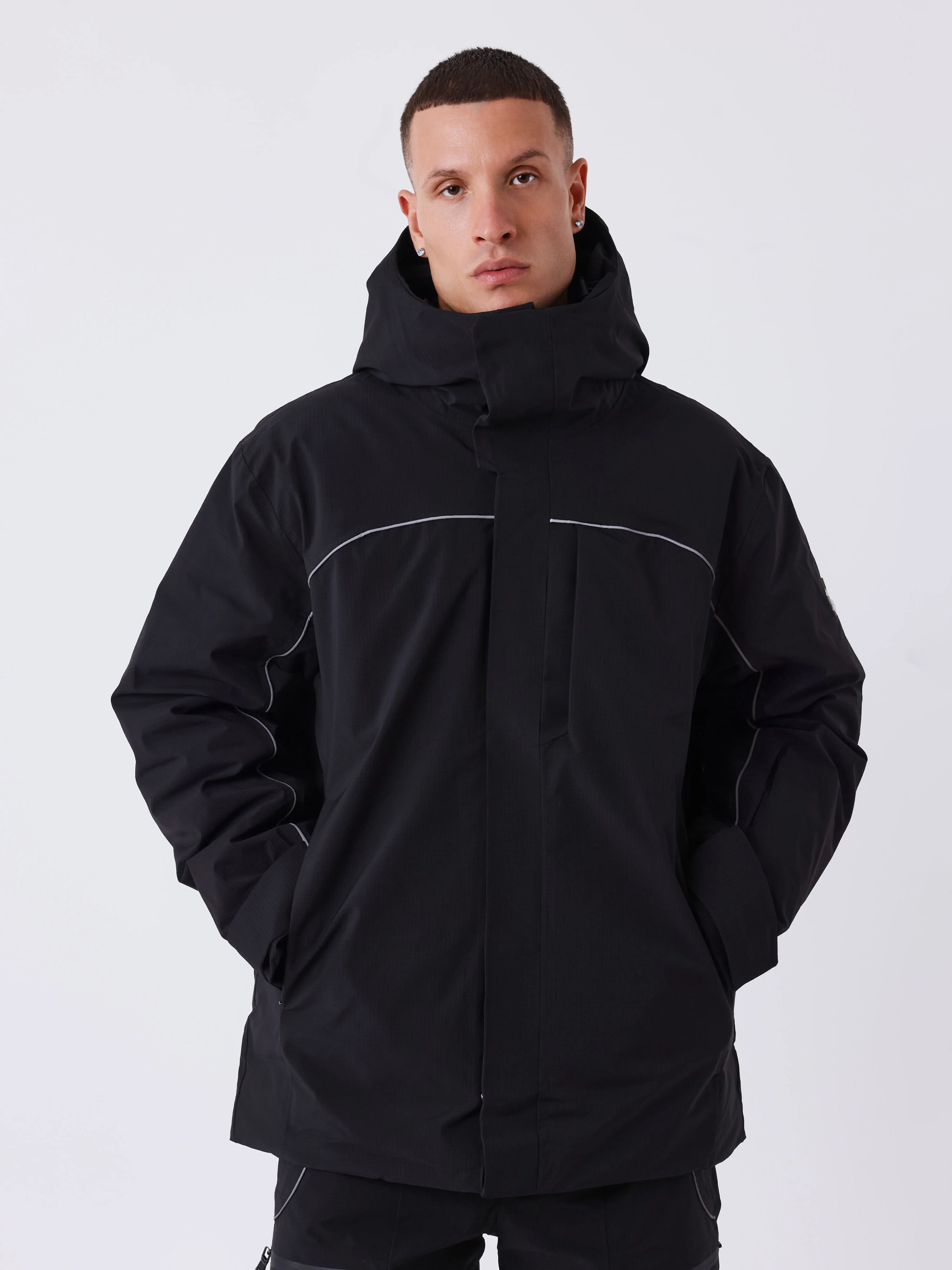 Parka de ski imperméable garnie de duvet
