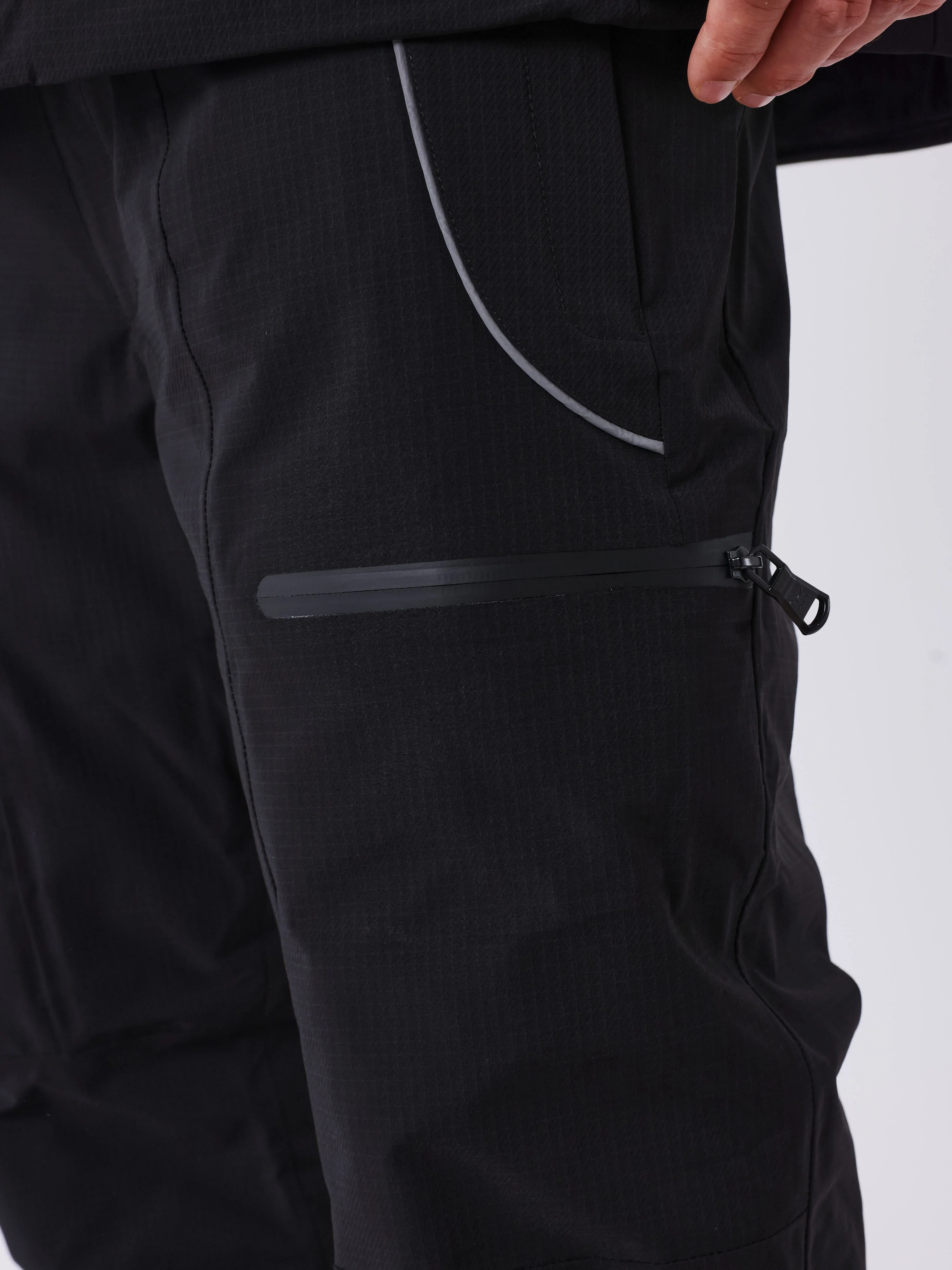 Pantalon de ski imperméable garni de duvet - Image 4
