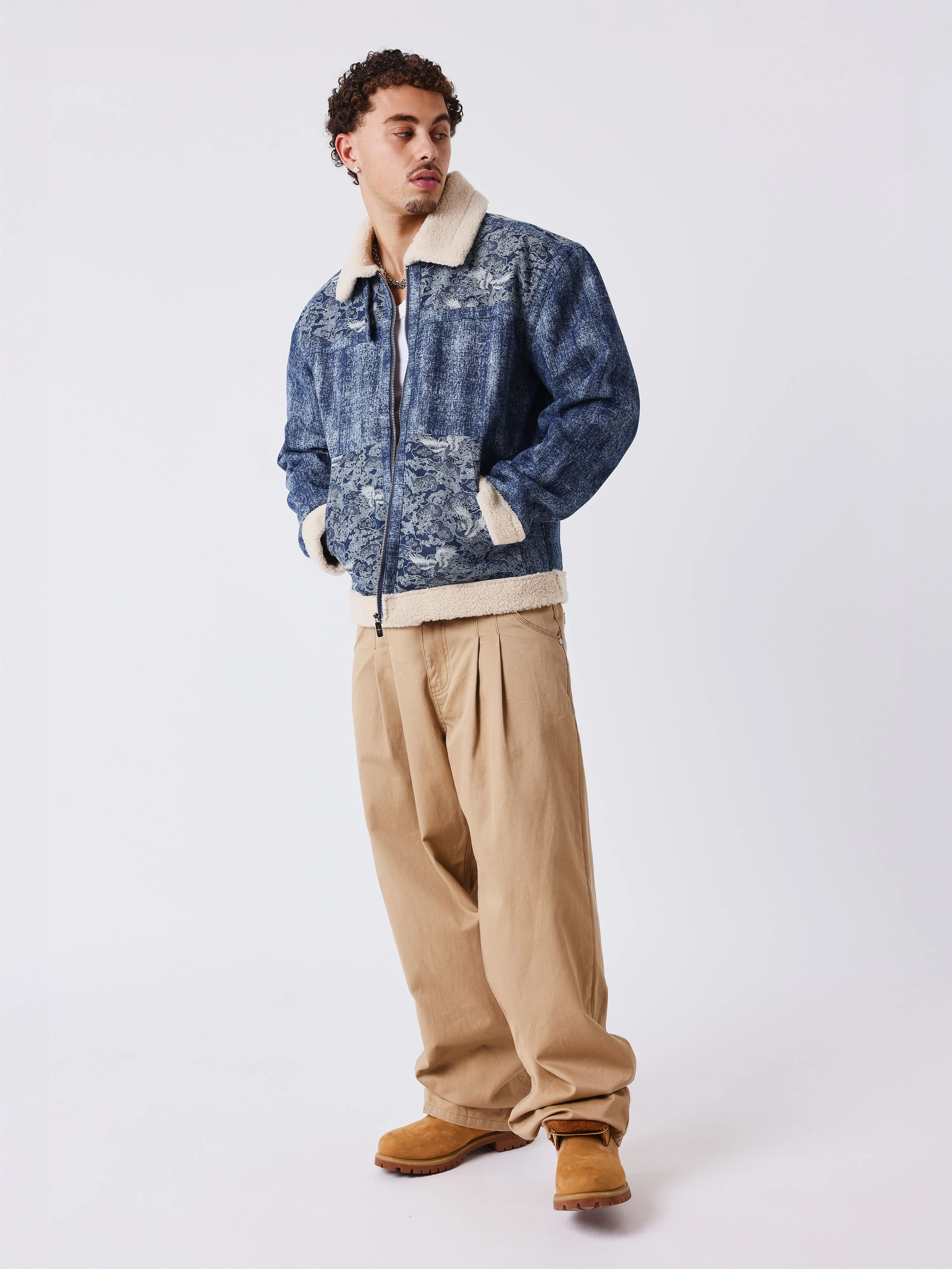 Bomber Lace - Image 5