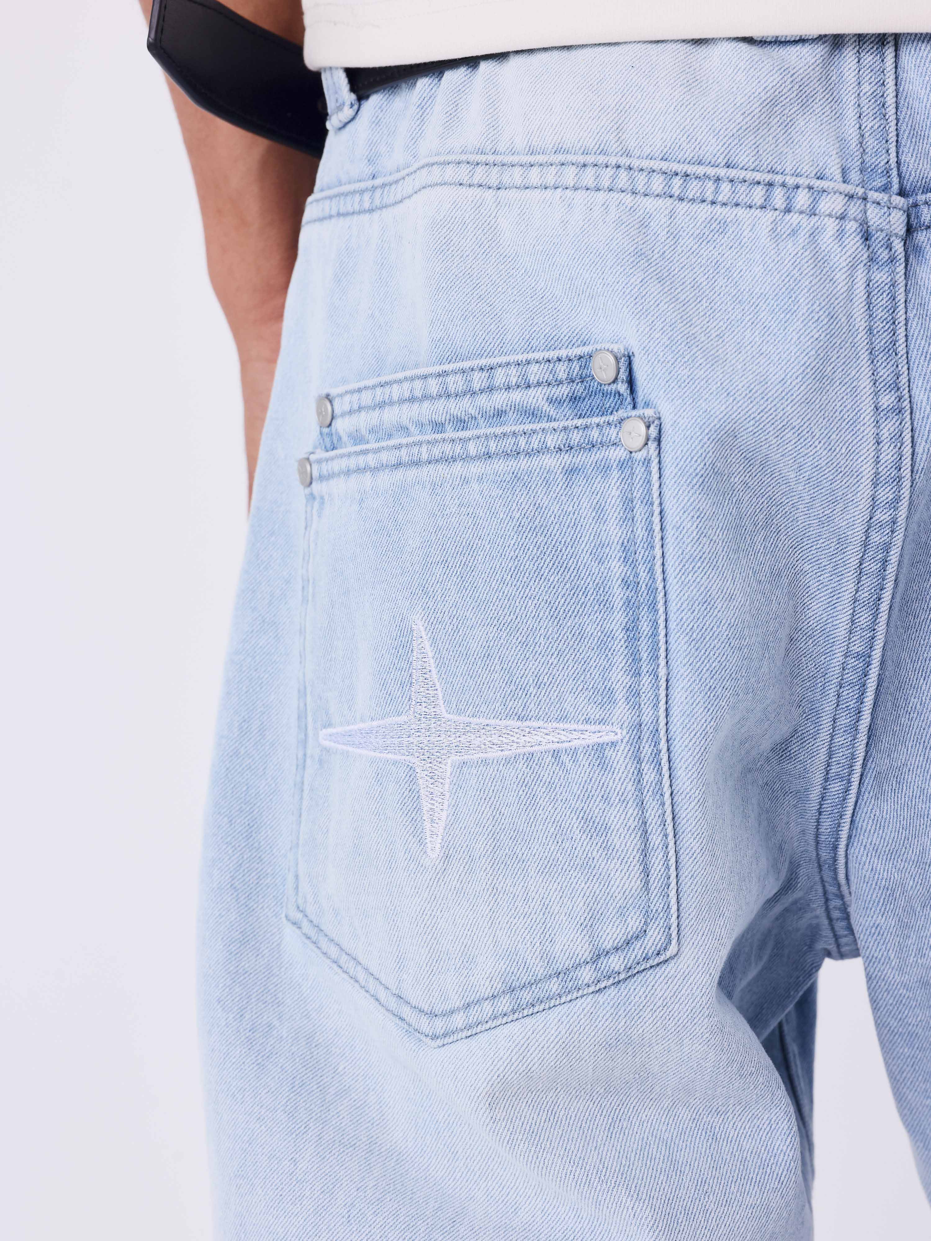 Jean slim denim bleu délavé - Image 5