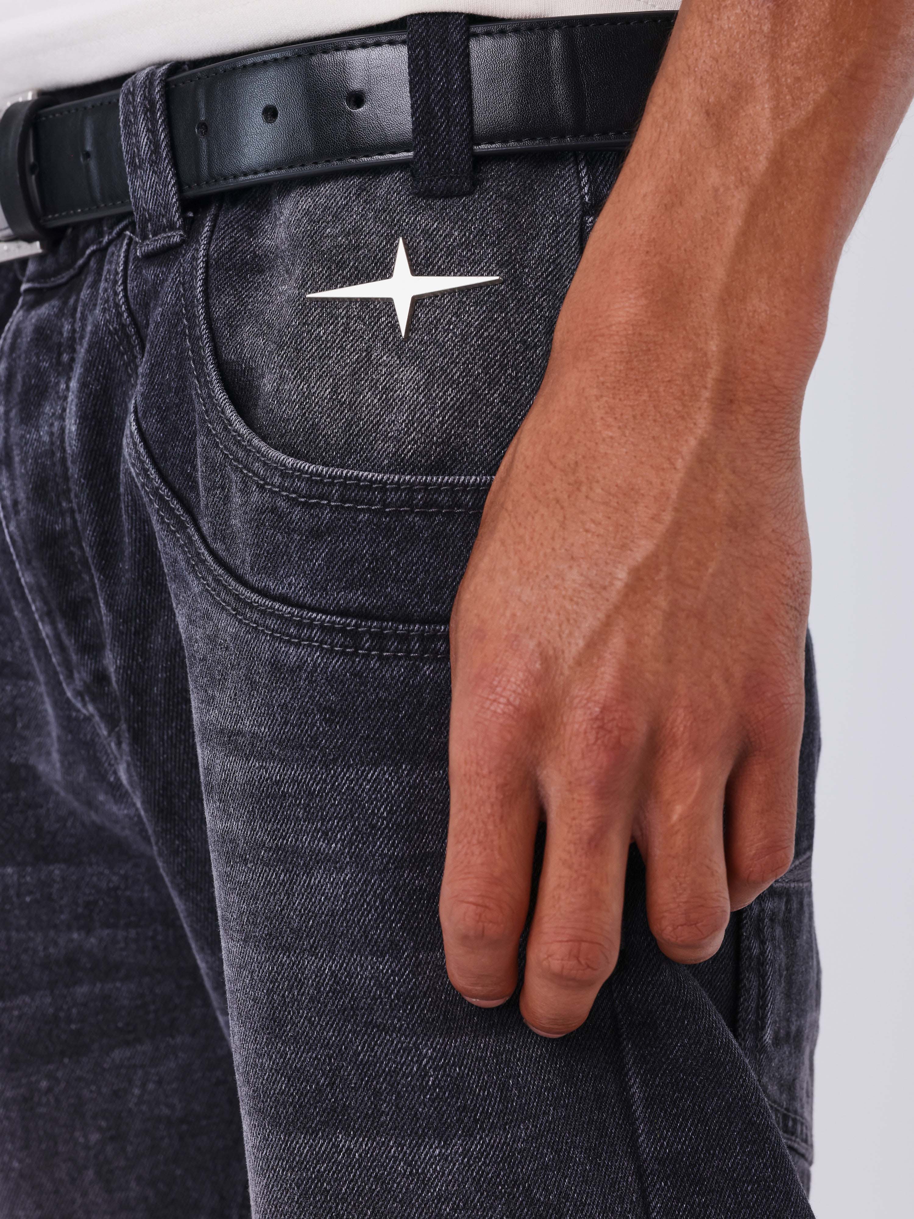 Jean slim en denim noir délavé - Image 4