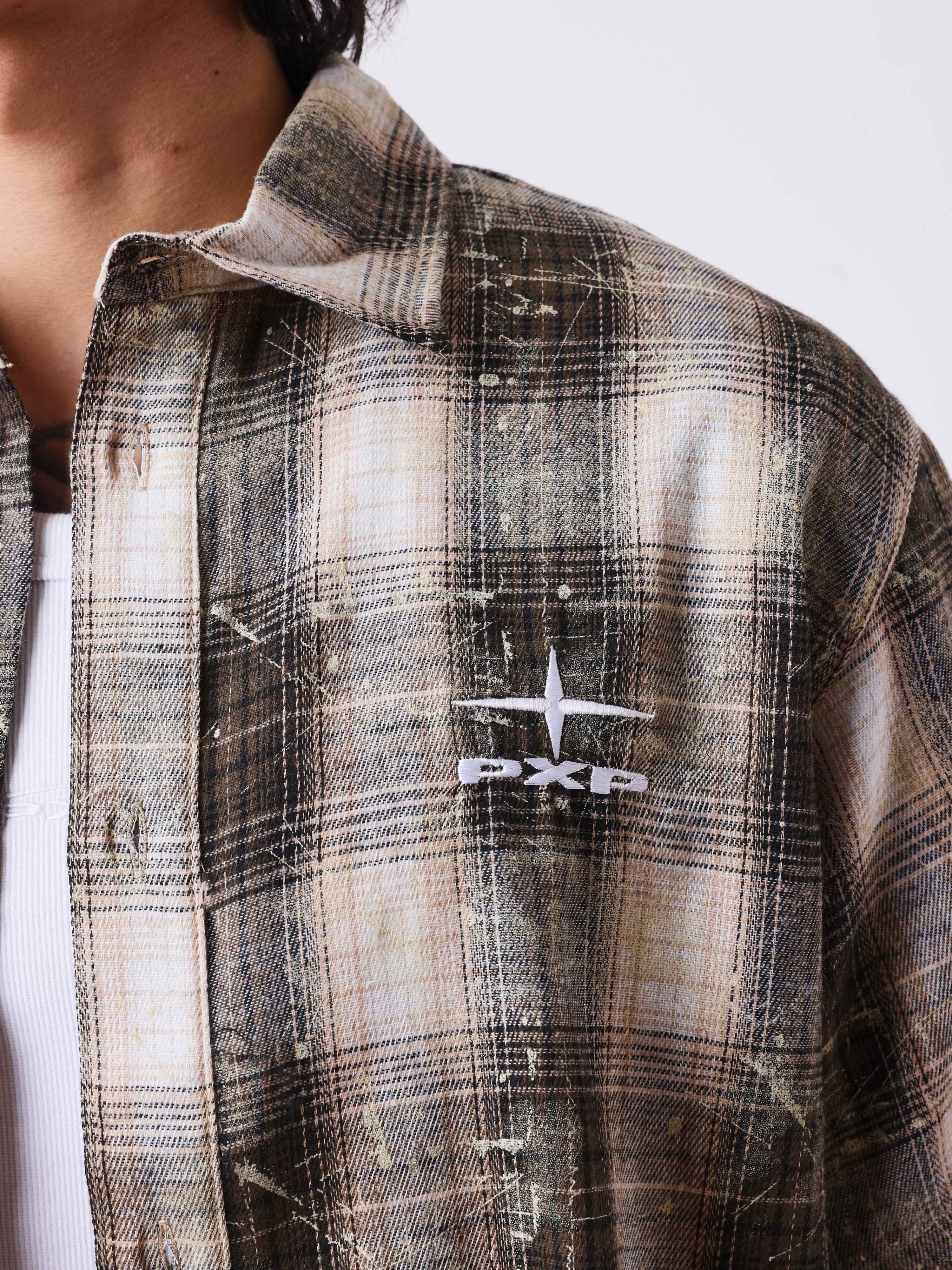 Chemise homme Ă motif carreaux avec broderie au dos - Image 3