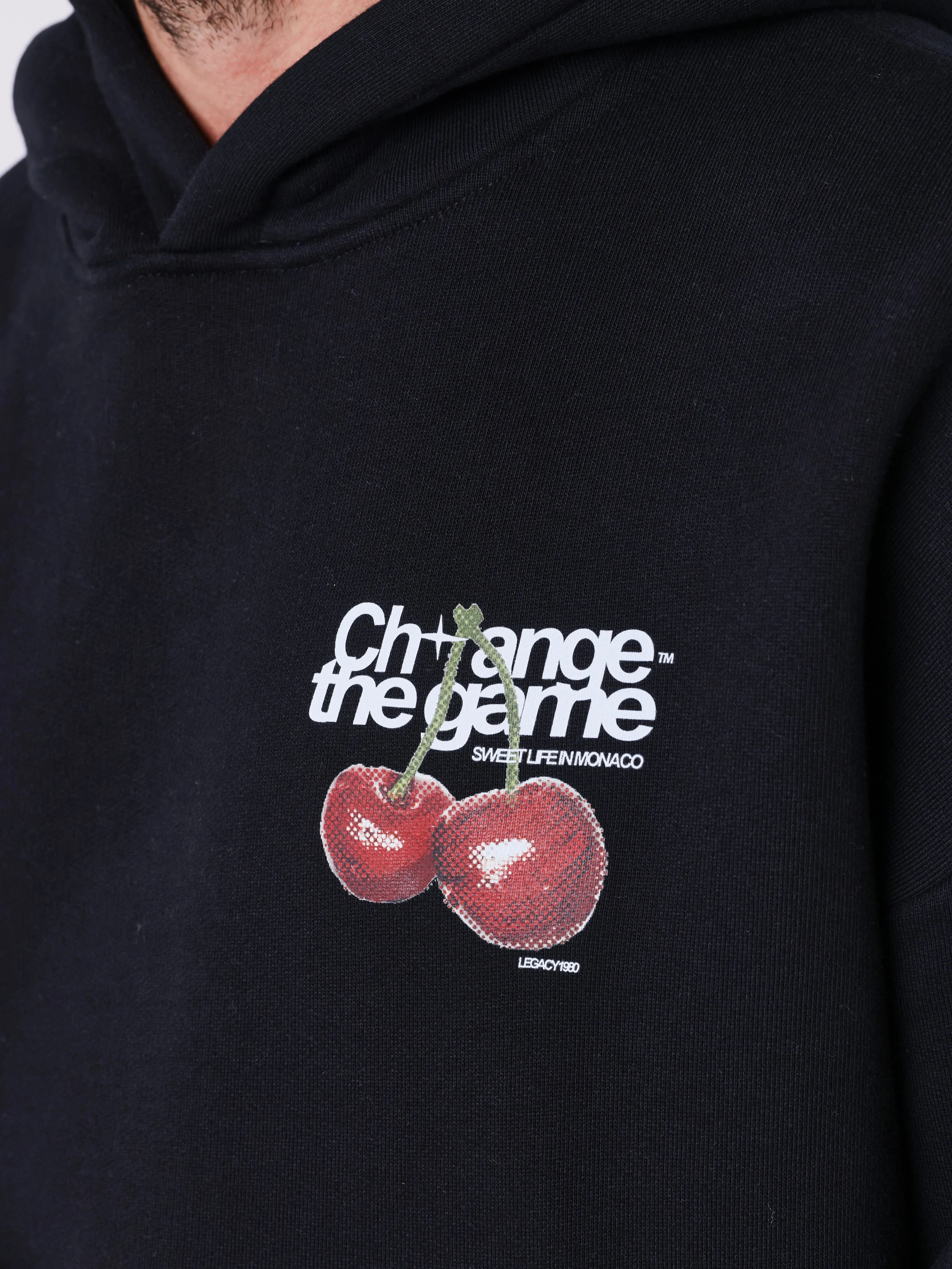 Sweat à capuche imprimé cerises - Image 4