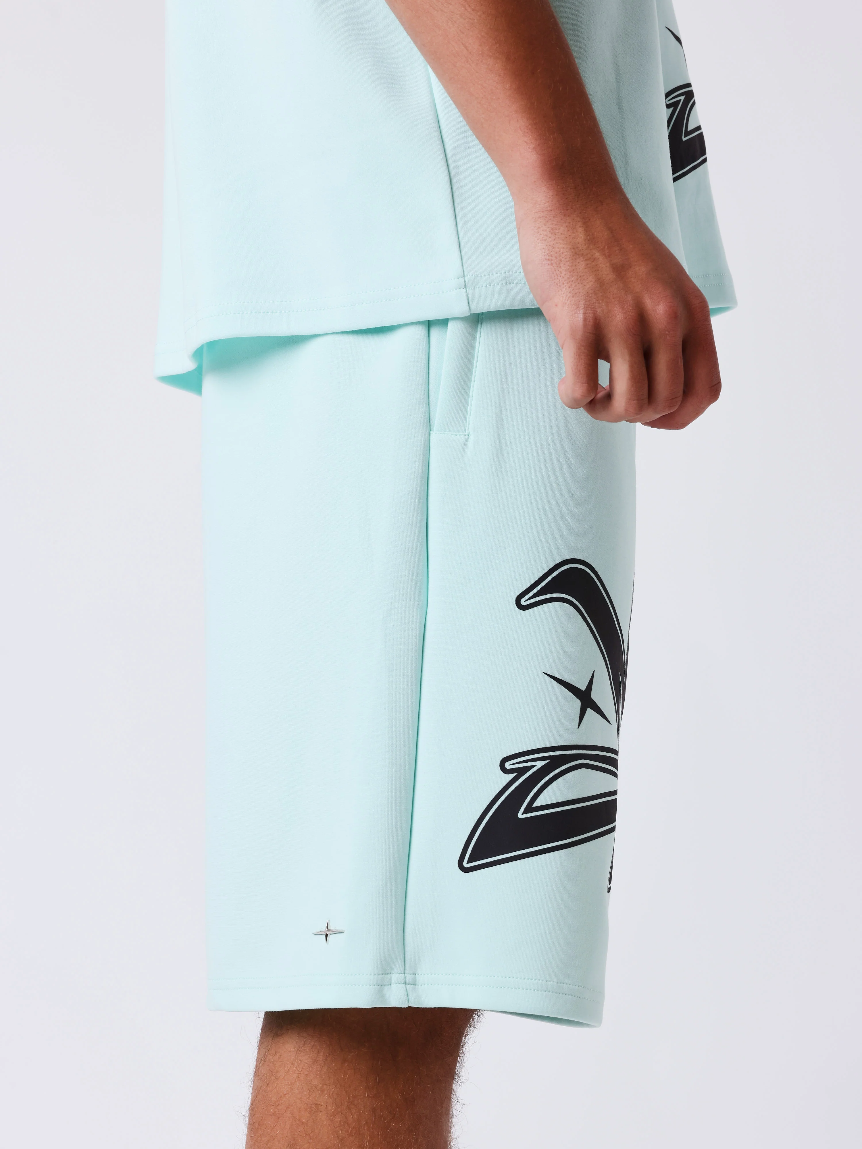 Short Flare - Image 5