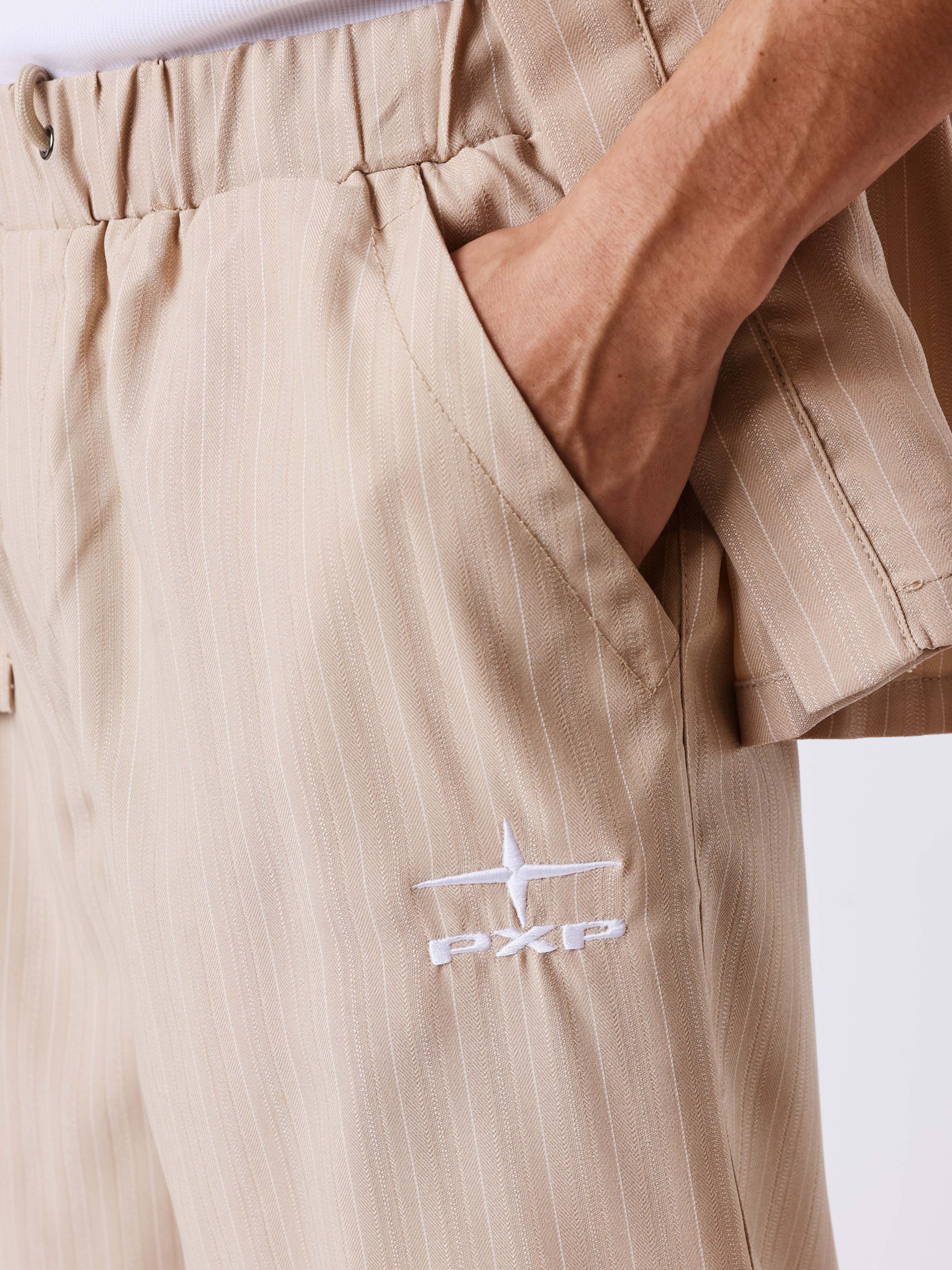 Short à rayures avec taille élastiquée - Image 4