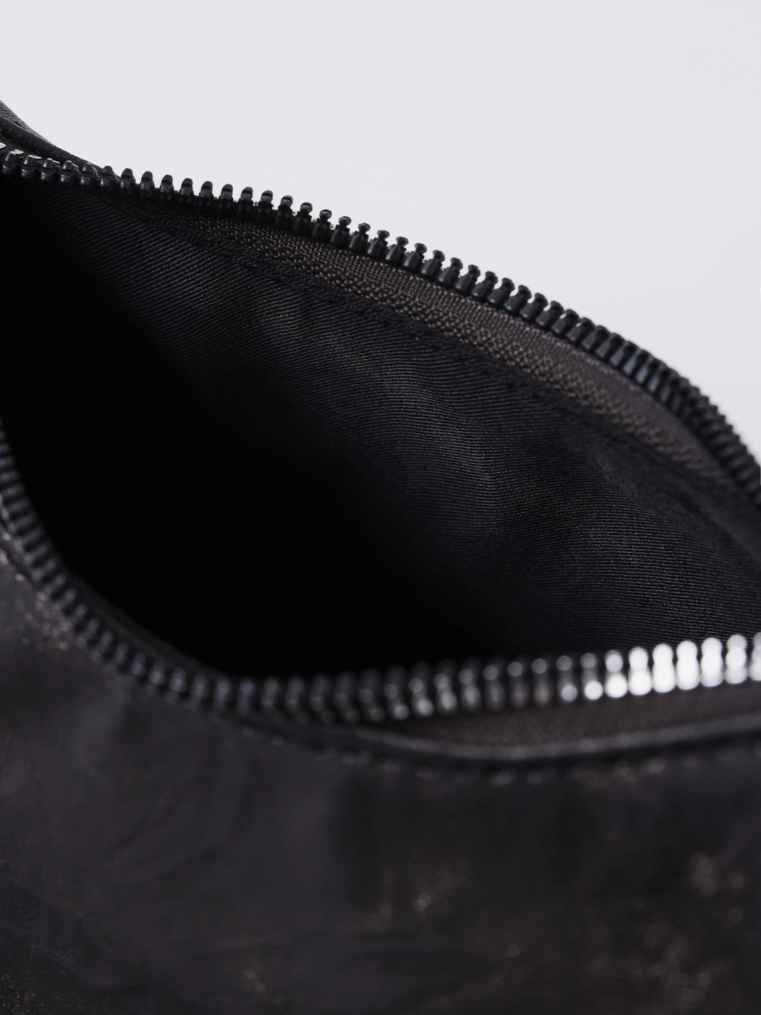 Sac weathered - Image 5