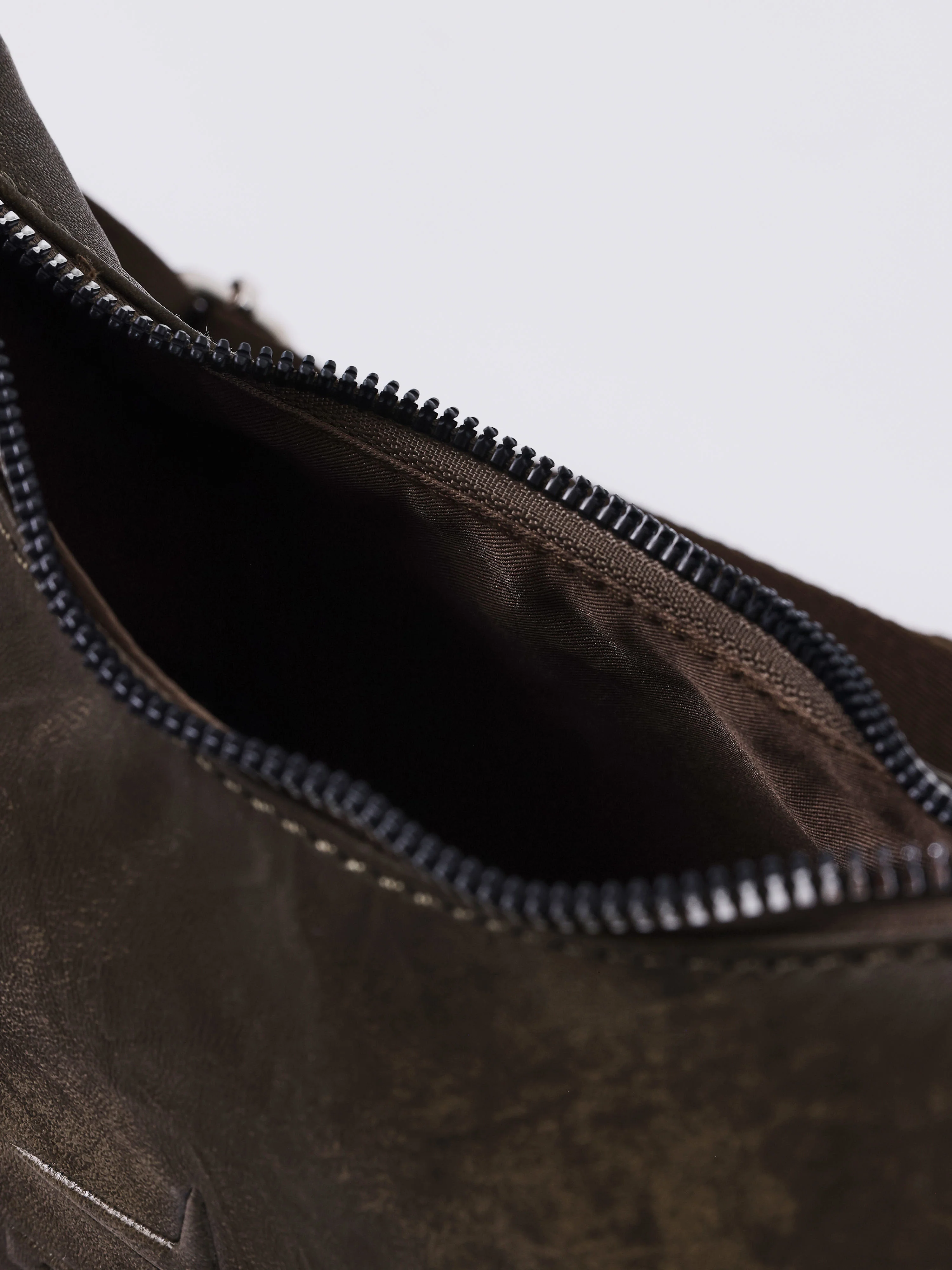 Sac weathered - Image 6