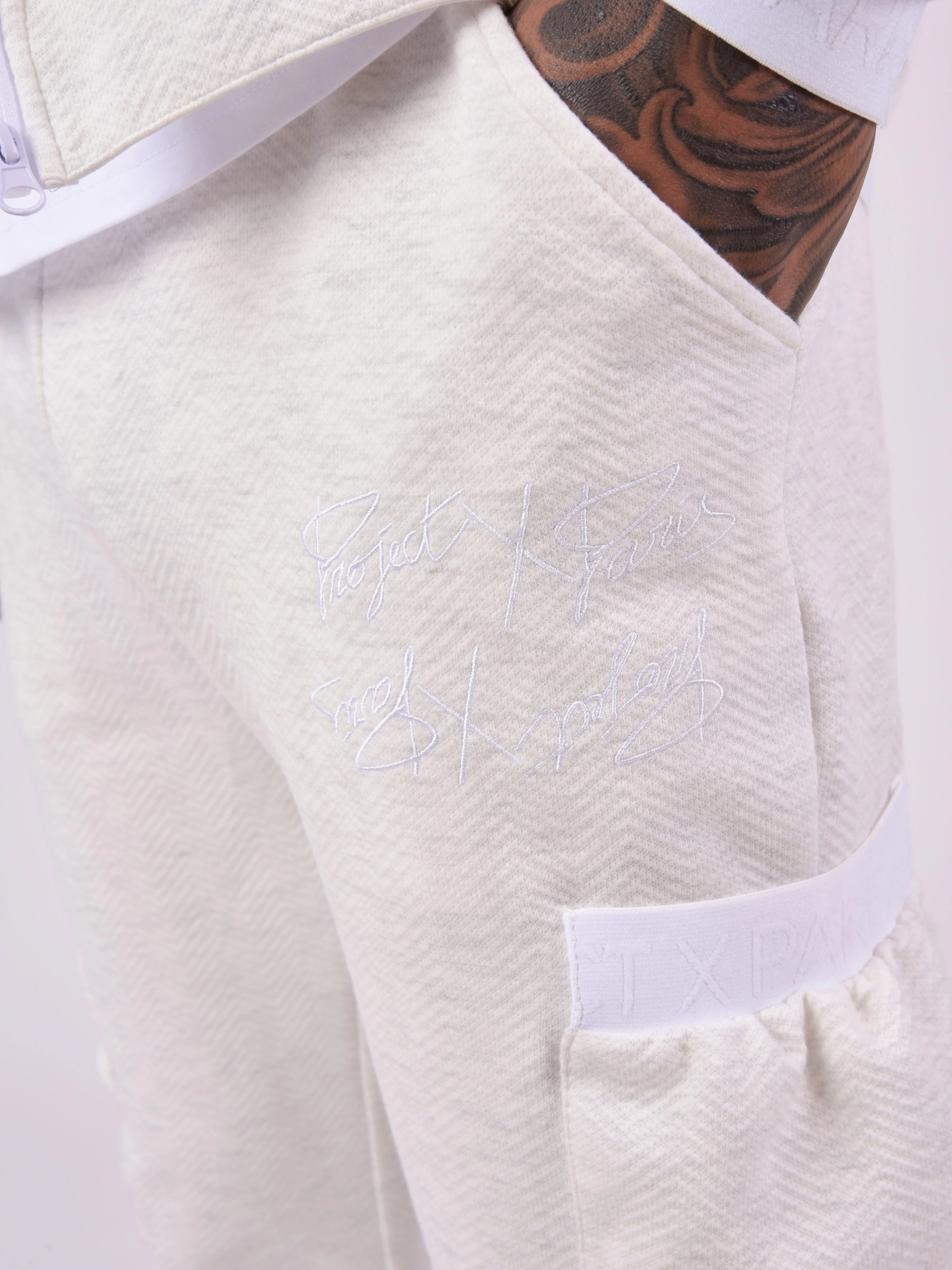 Bas de jogging en tissus texturé et details élastique sport - Image 6