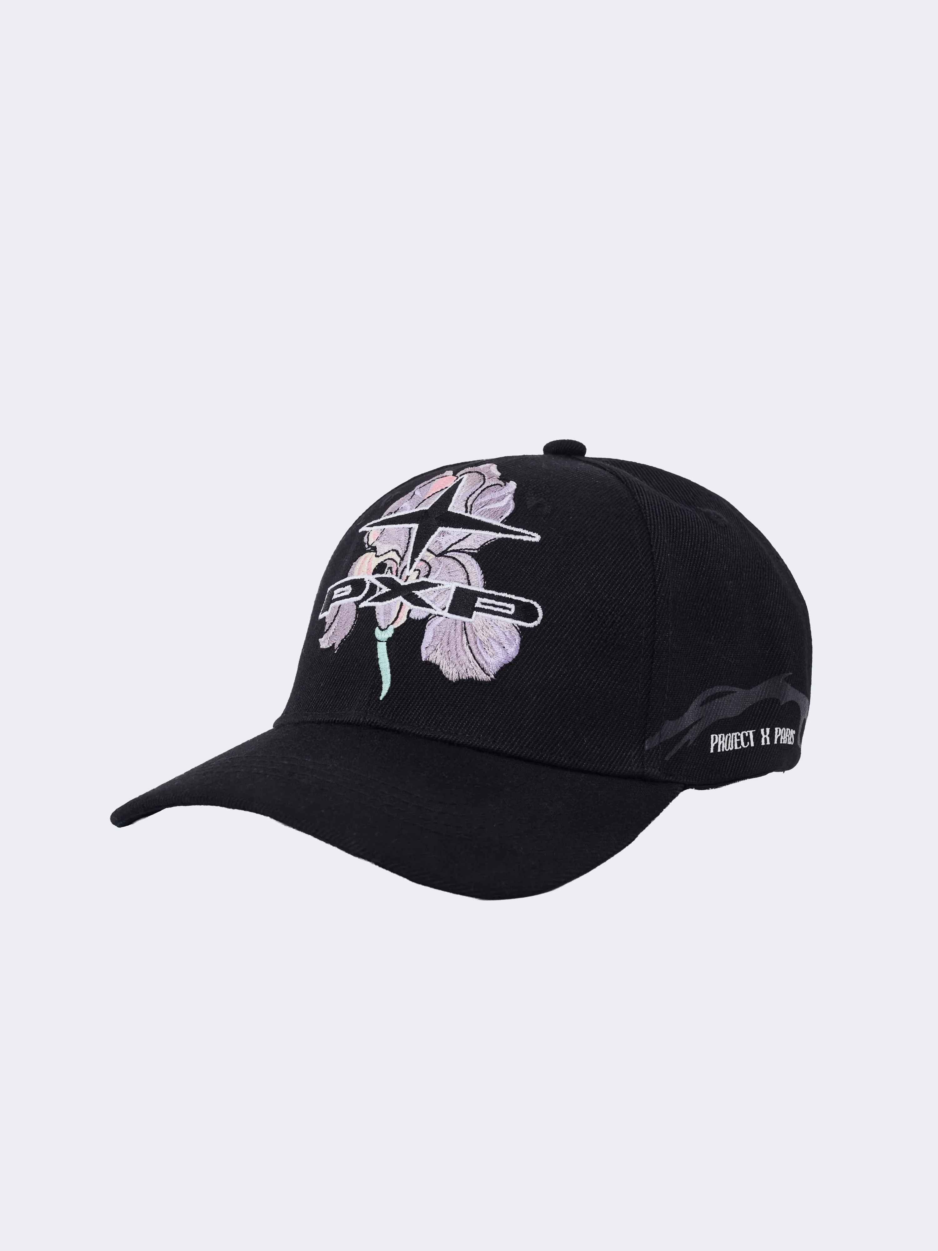 Casquette avec broderie florale