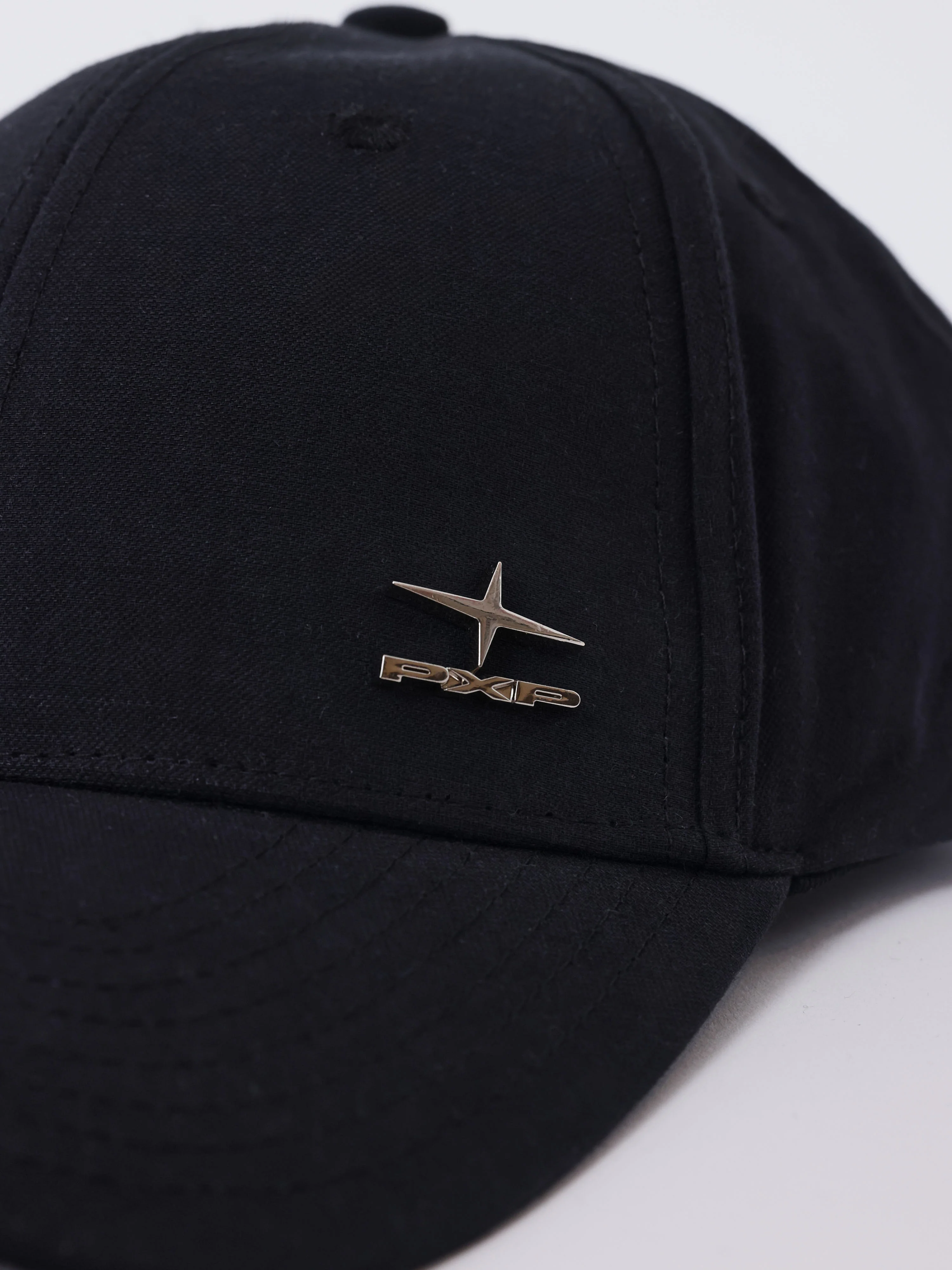 Casquette en toile avec logo métallique - Image 5