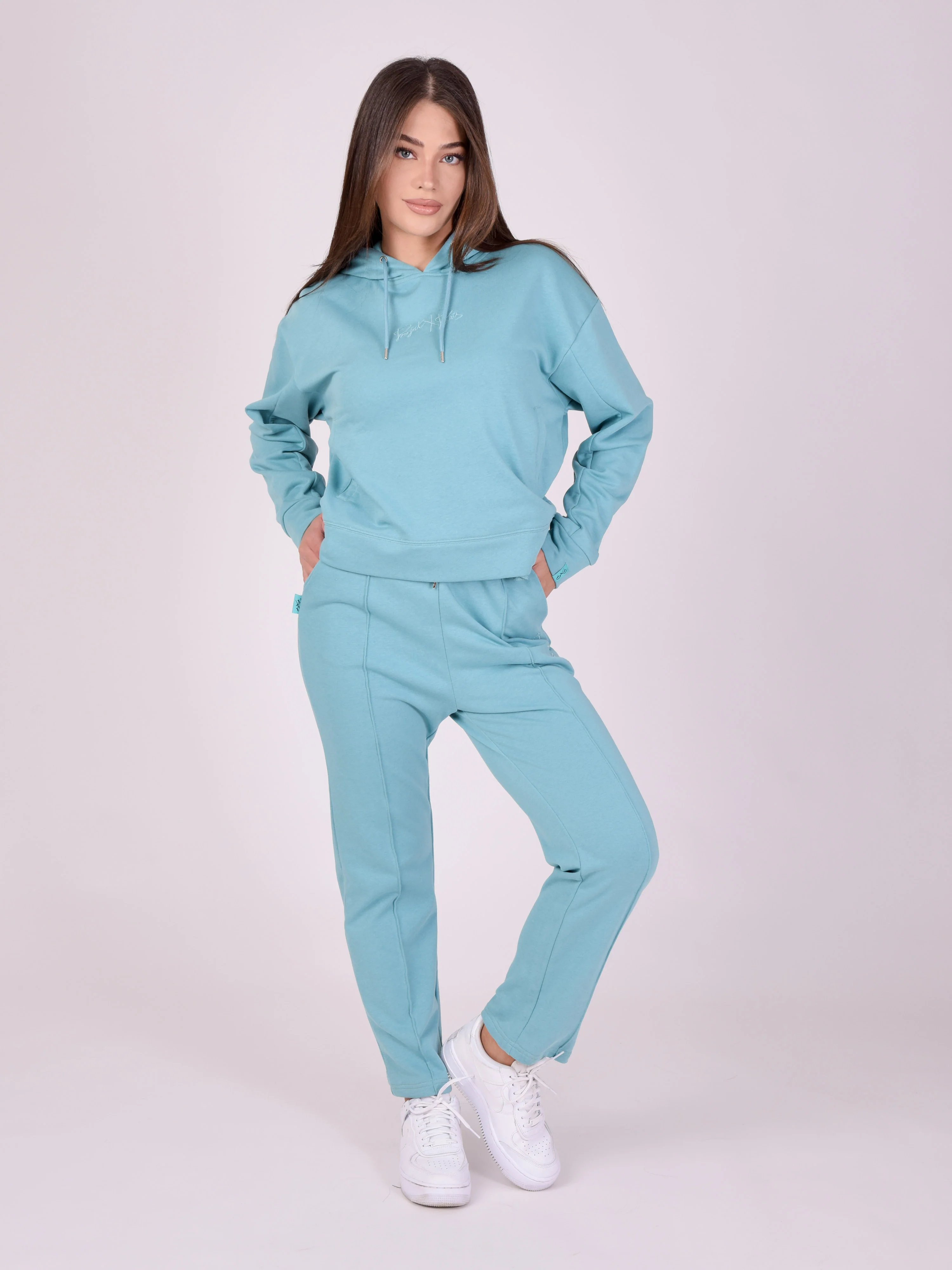 Bas de jogging broderie logo ton sur ton - Image 2