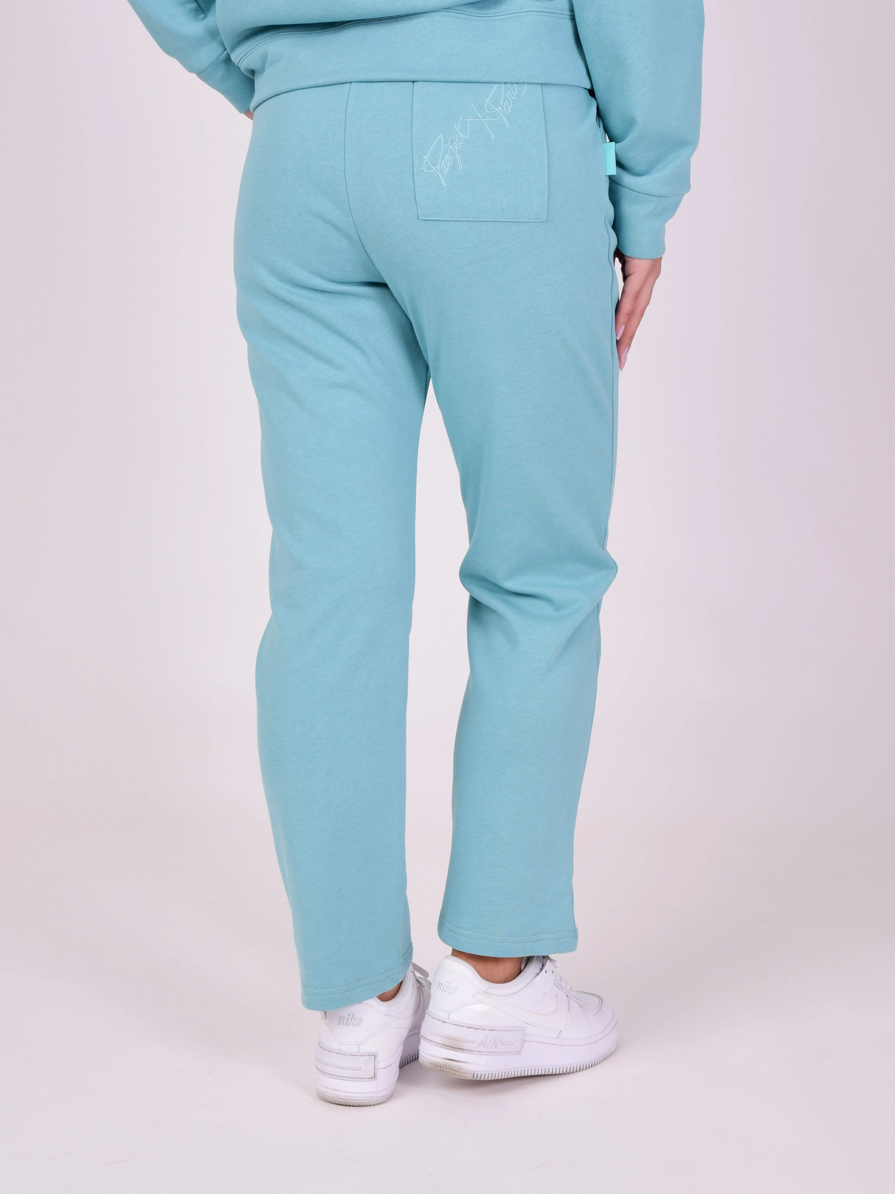 Bas de jogging broderie logo ton sur ton - Image 4