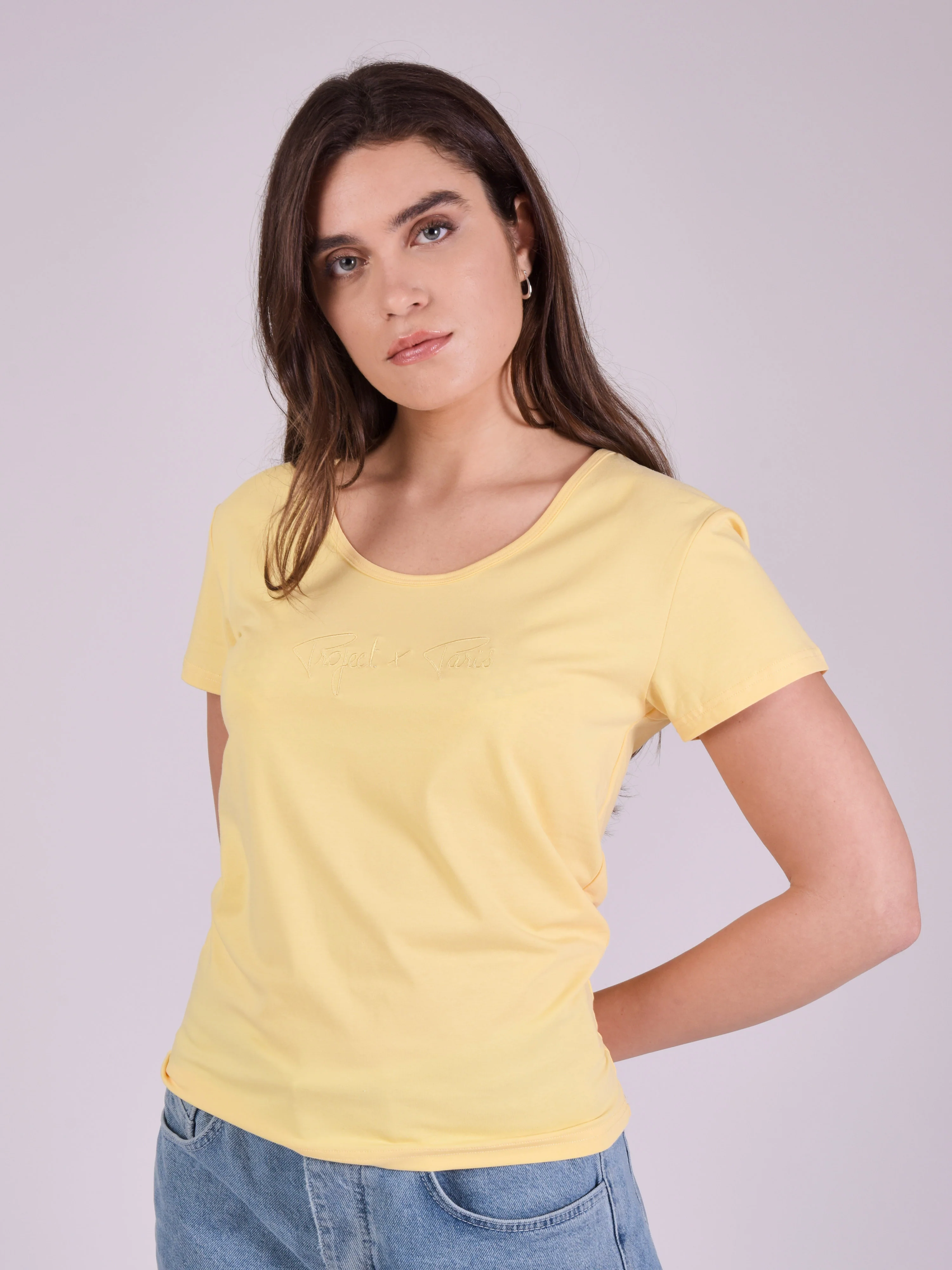 T-shirt basic broderie logo ton sur ton - Image 2