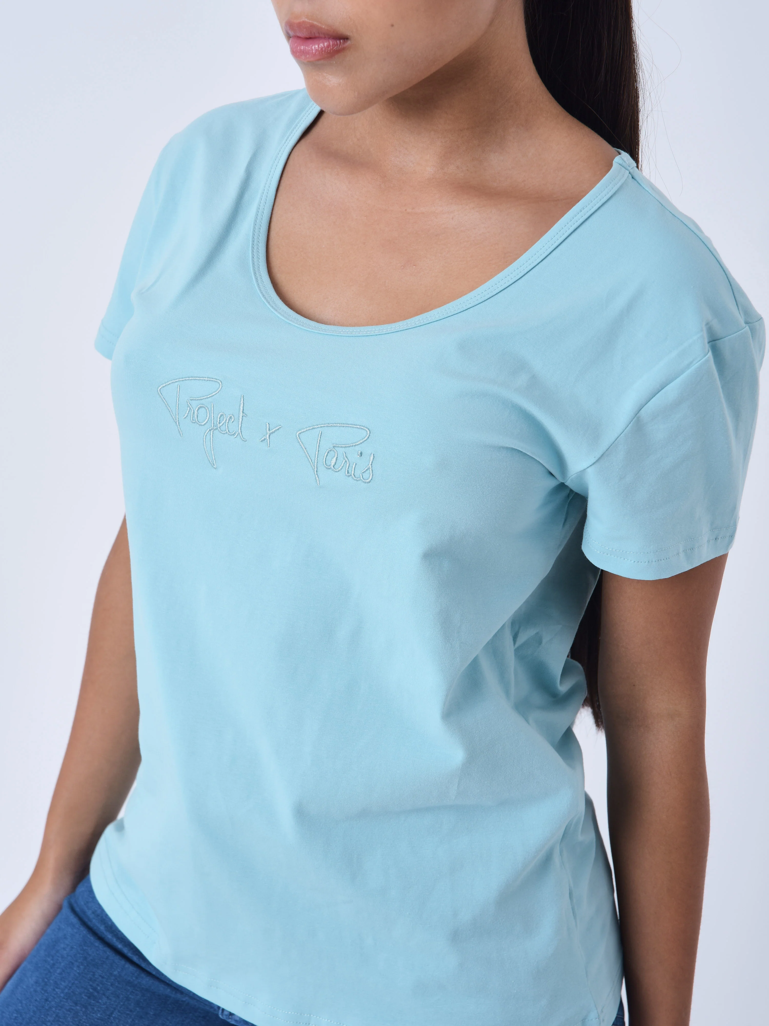 T-shirt basic broderie logo ton sur ton - Image 6