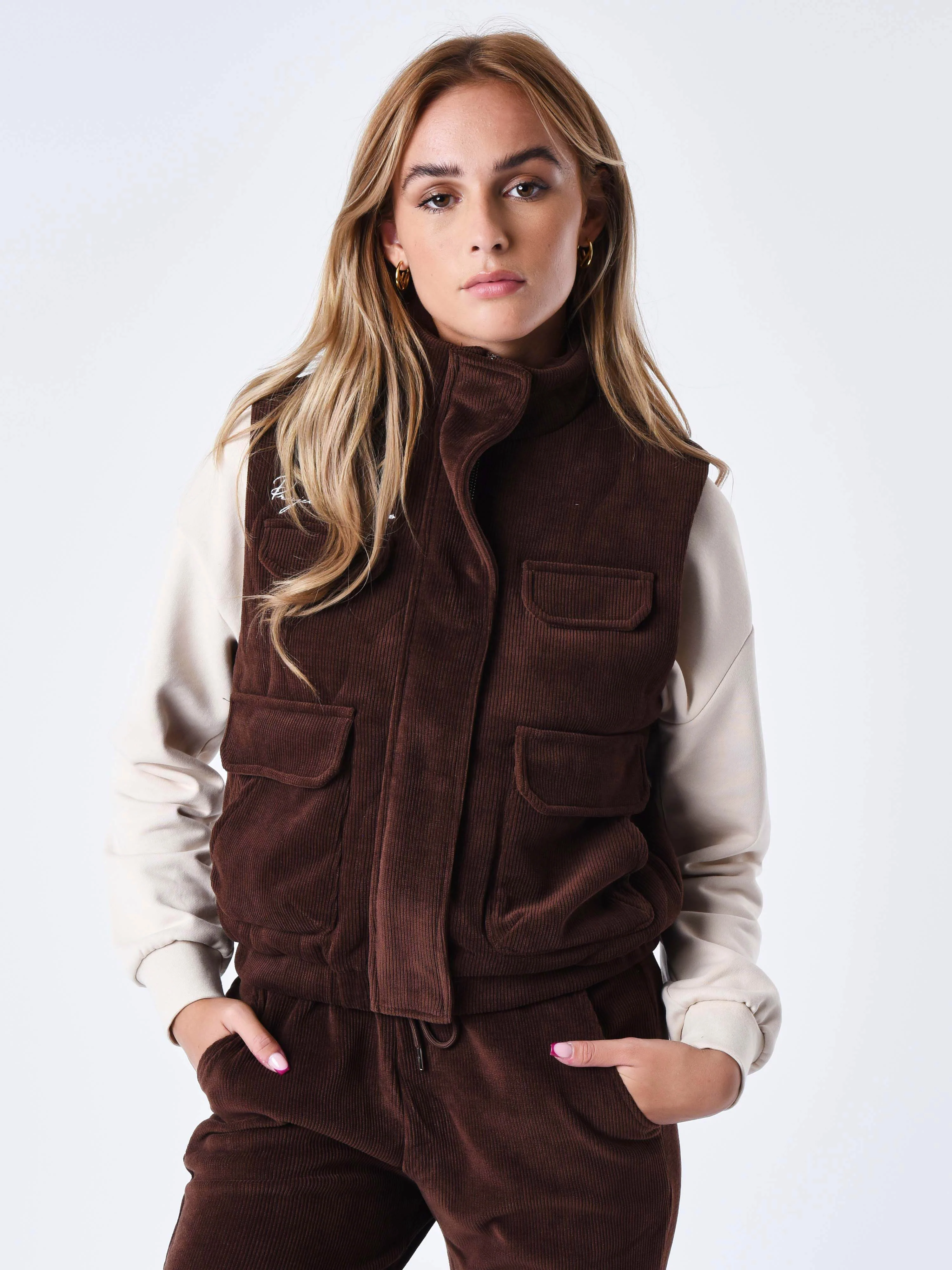 Veste sans manches matelassé effet velours
