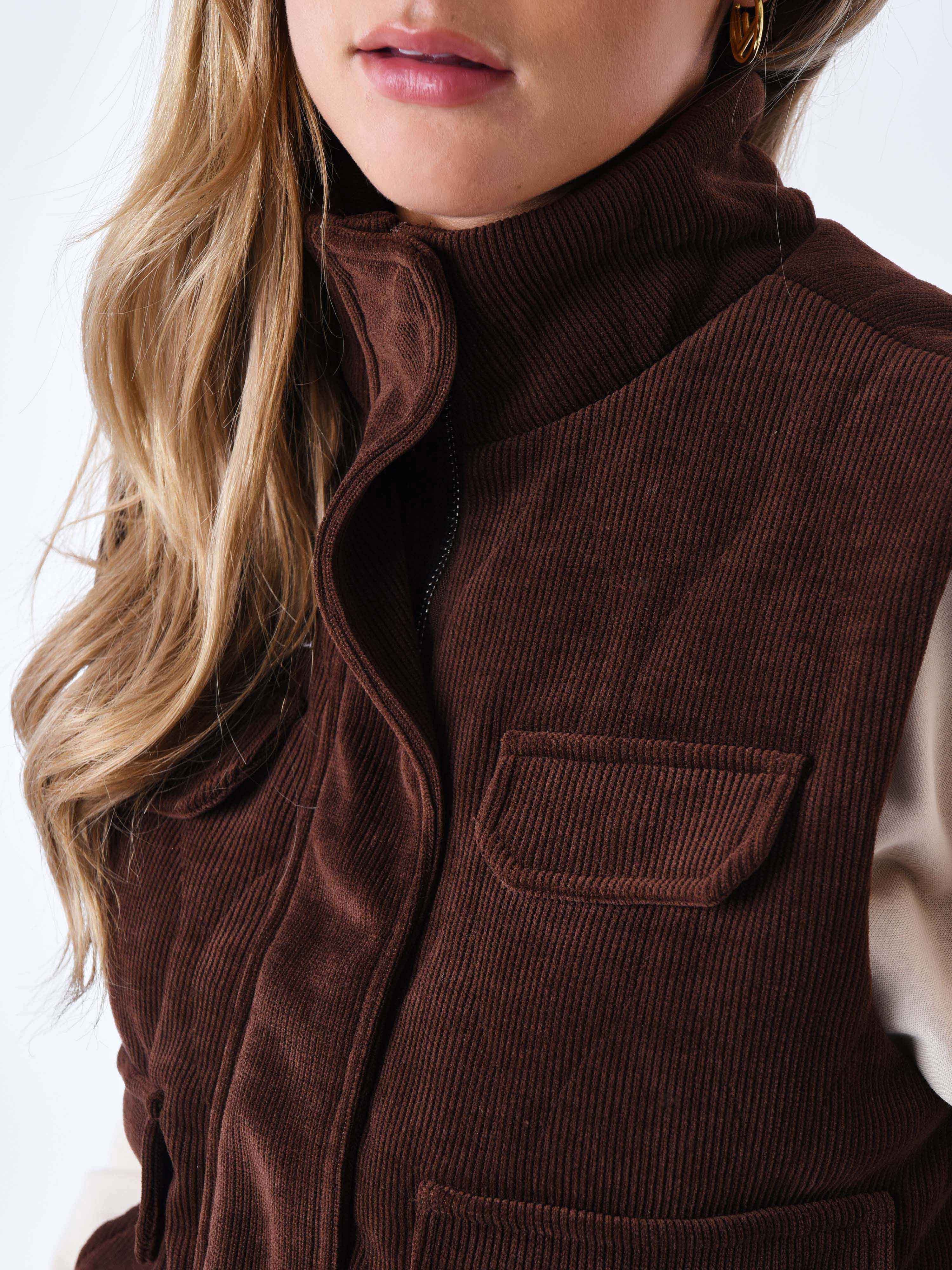 Veste sans manches matelassé effet velours - Image 6