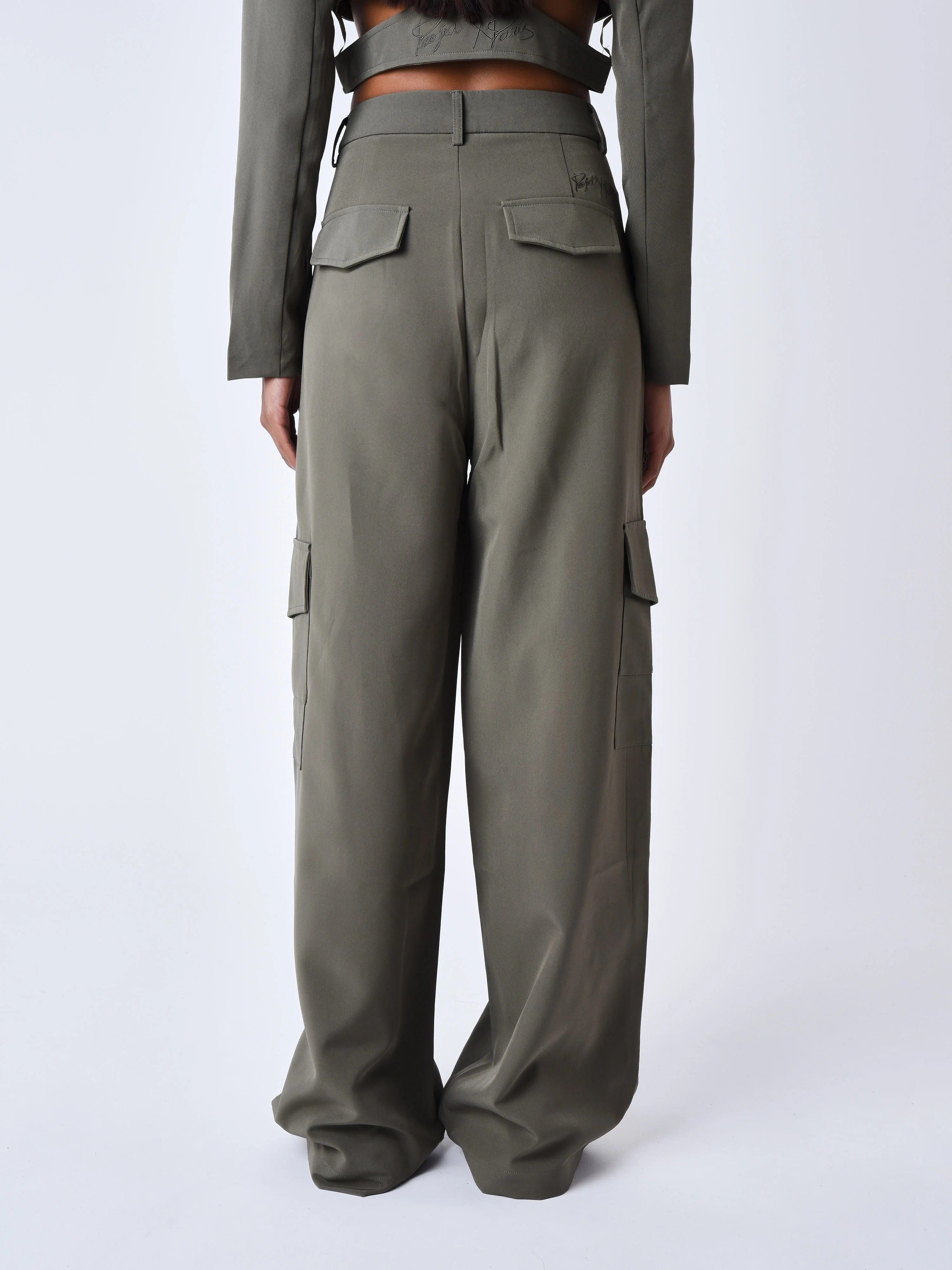Pantalon tailleur style cargo - Image 4