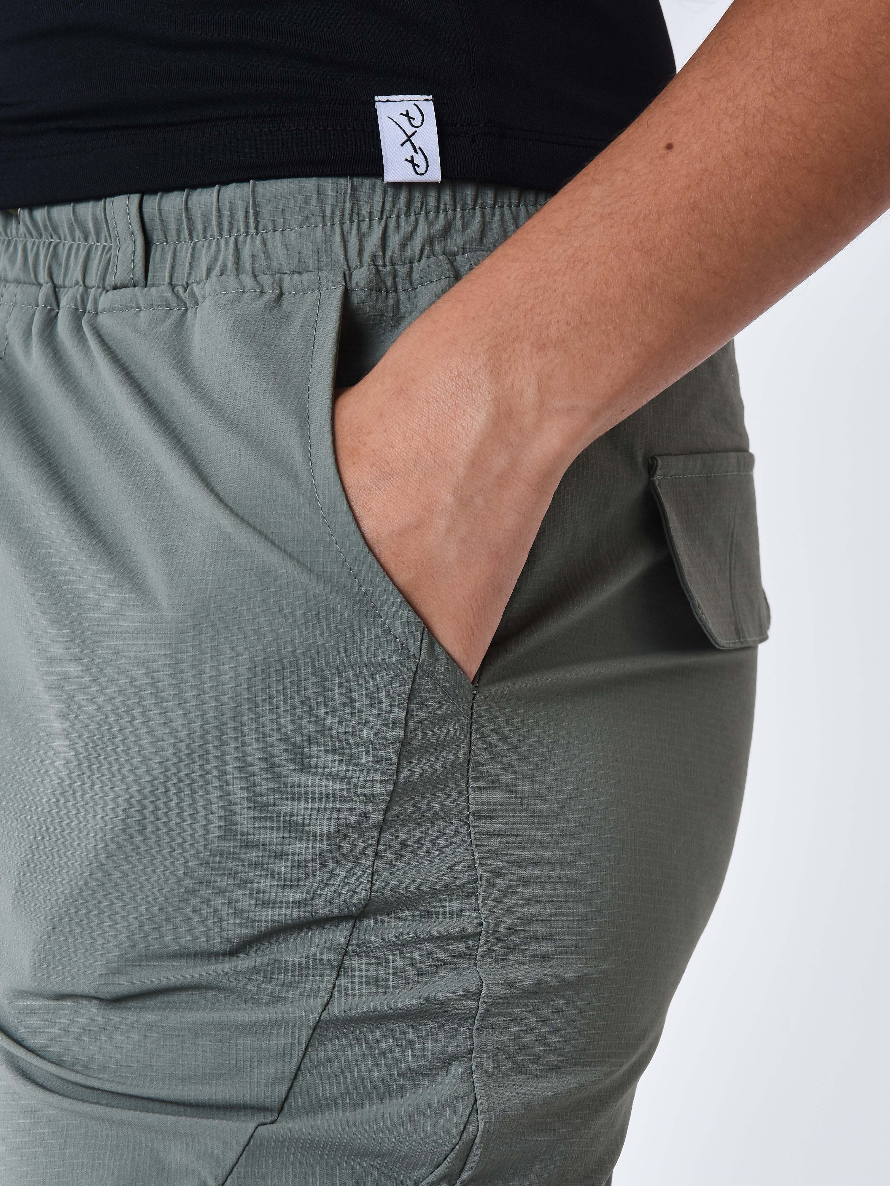 Pantalon droit à découpes - Image 6