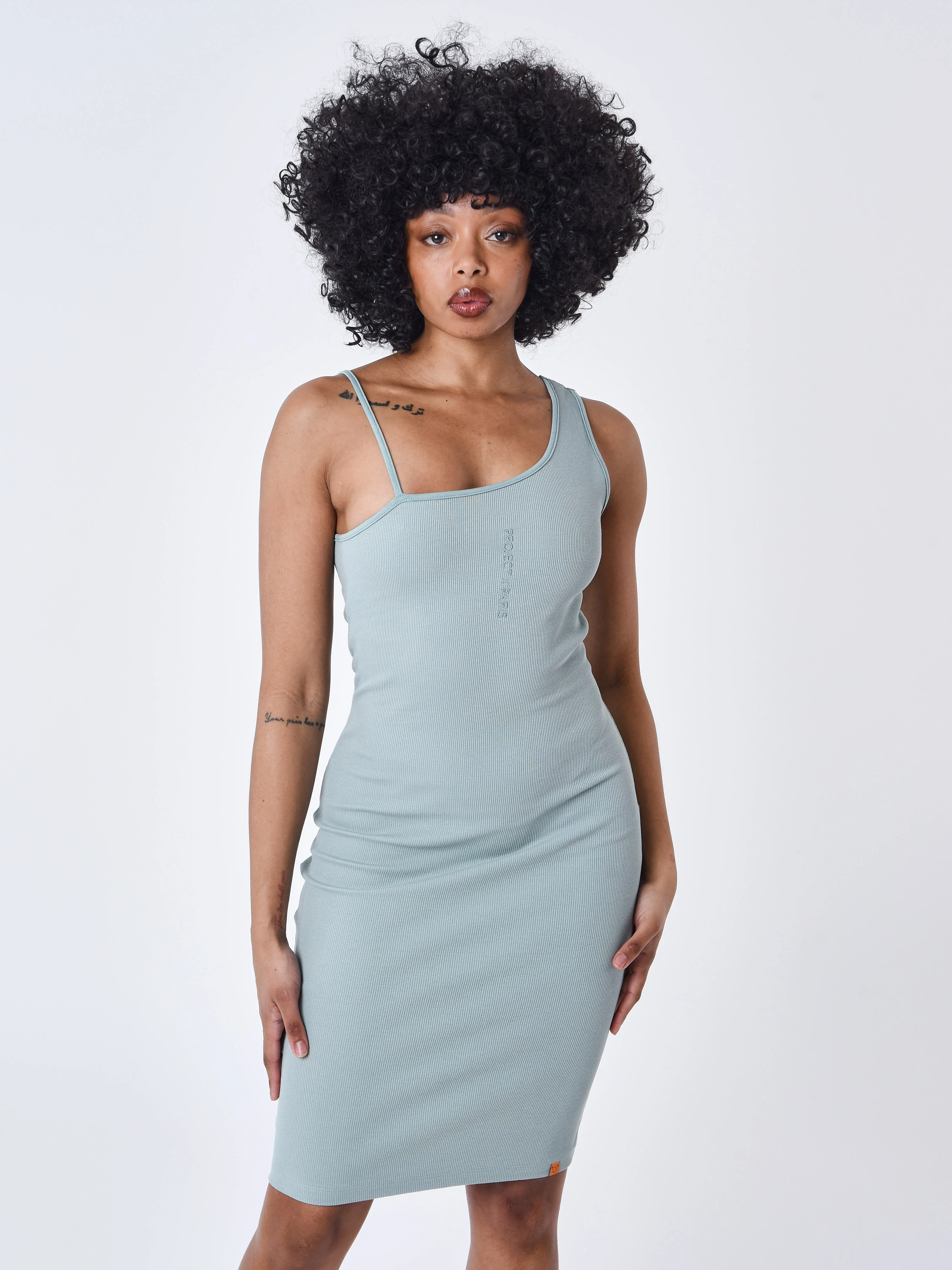 Robe Asymétrique a bretelles - Image 2