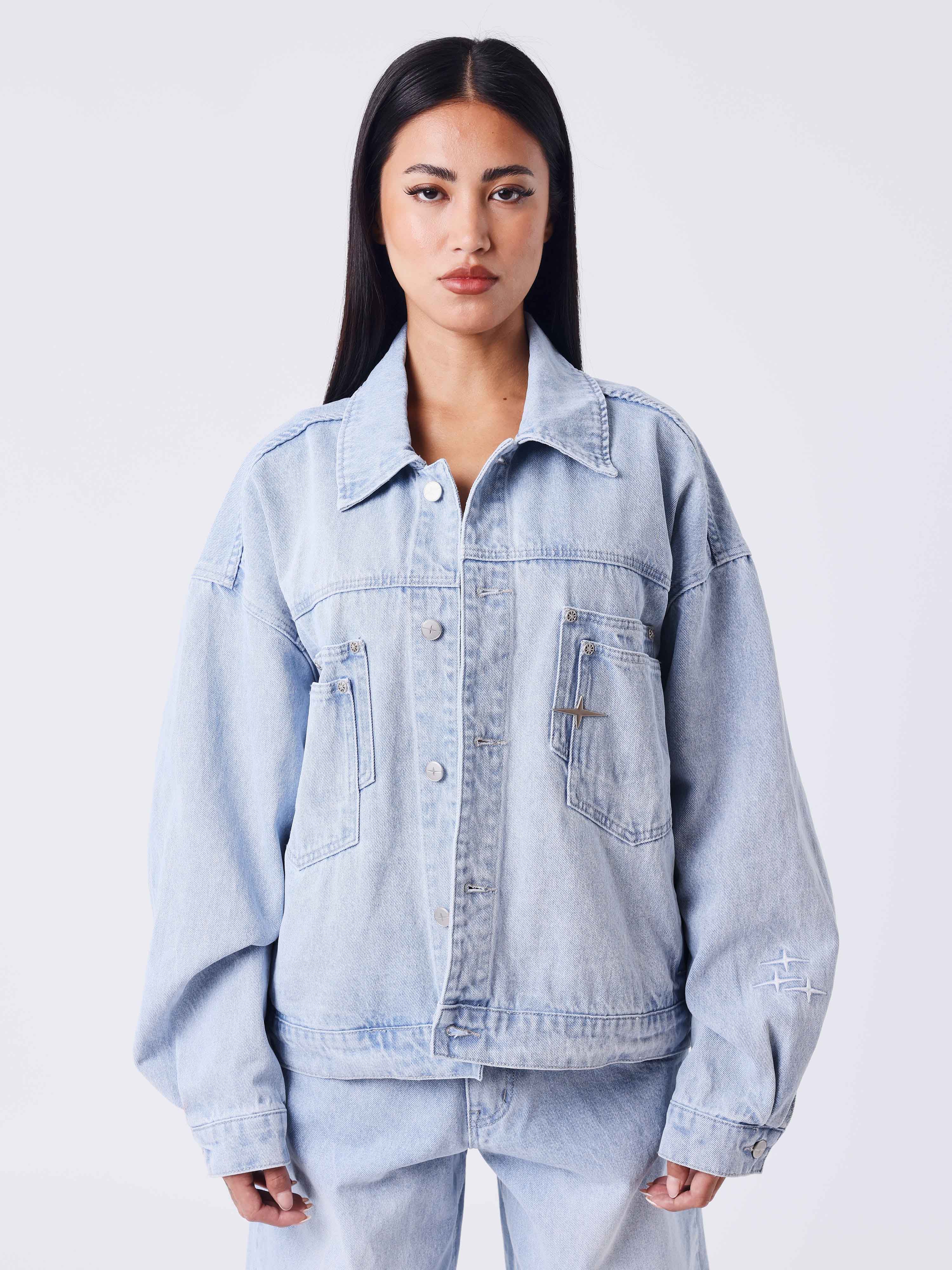 Veste oversize en denim bleu délavé à surpiqûres Polaris