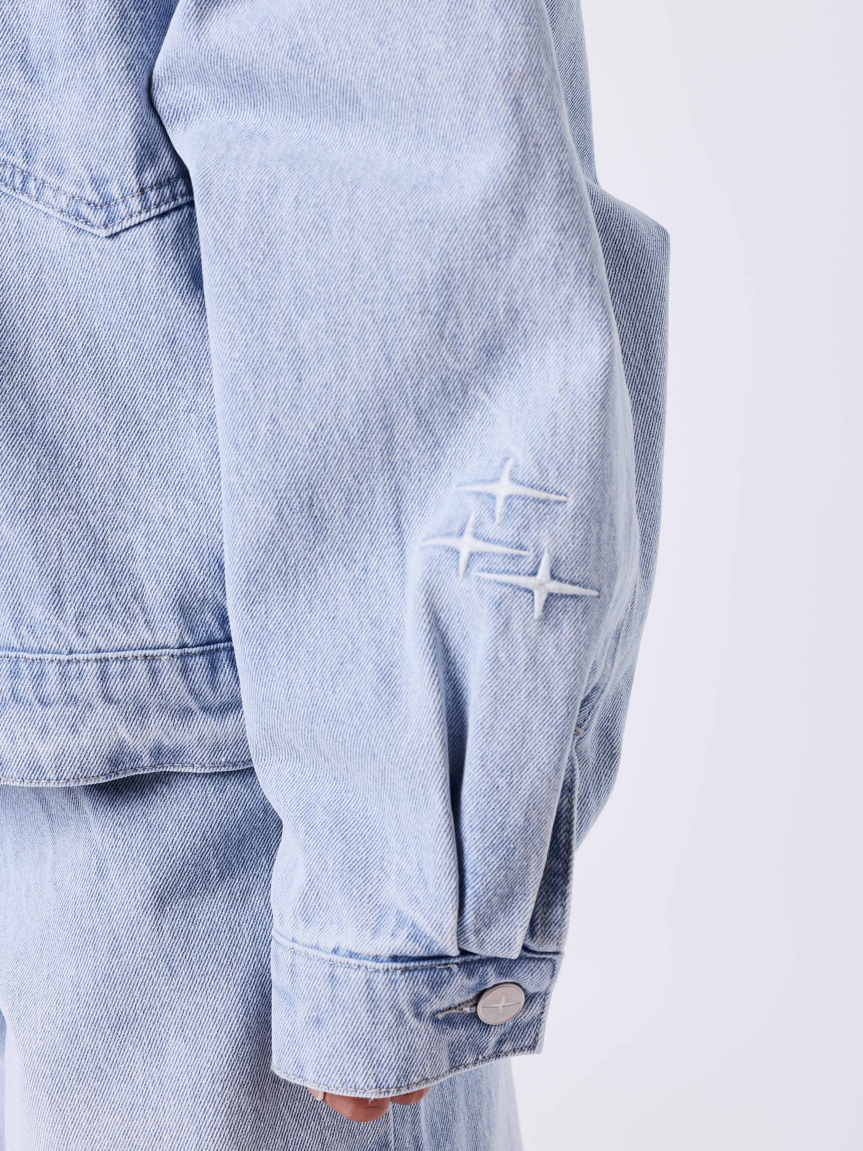 Veste oversize en denim bleu délavé à surpiqûres Polaris - Image 5