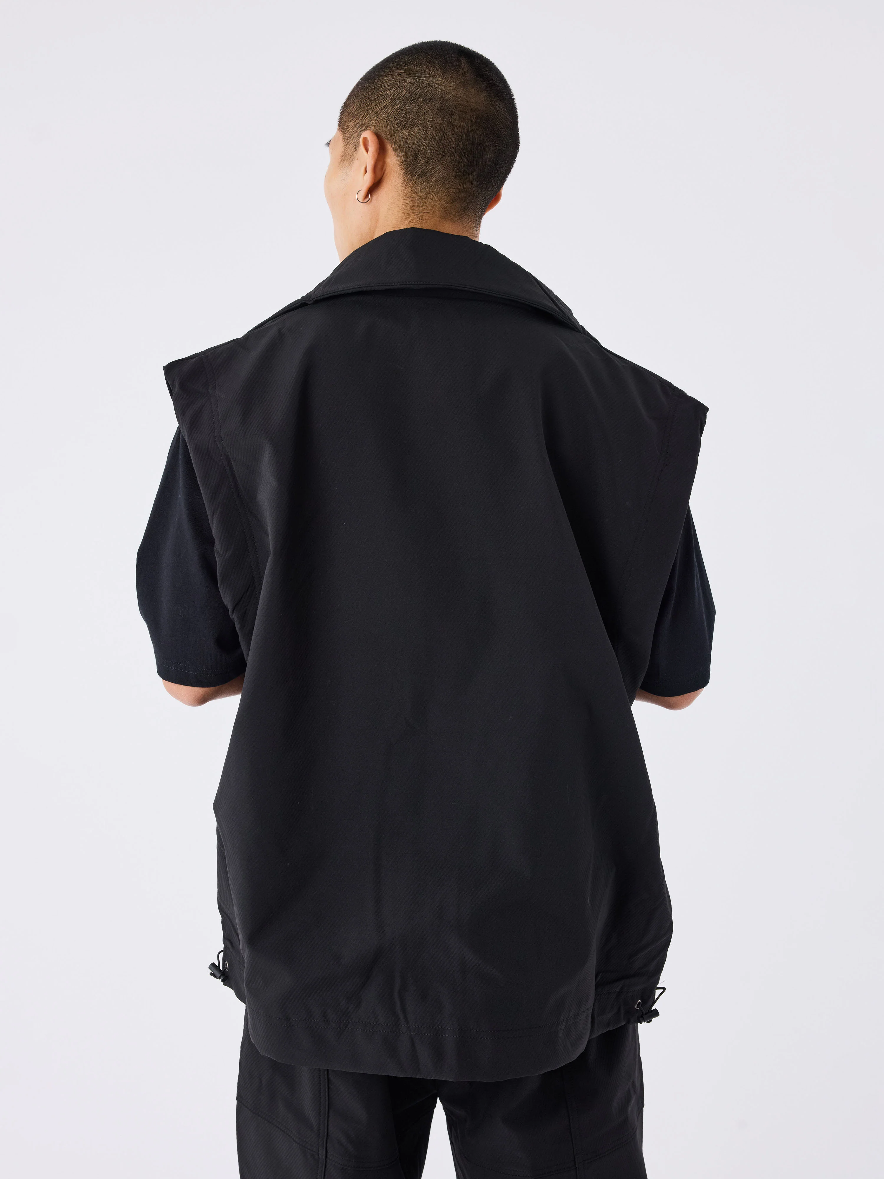 Veste sans manches oversize a poches - Image 2