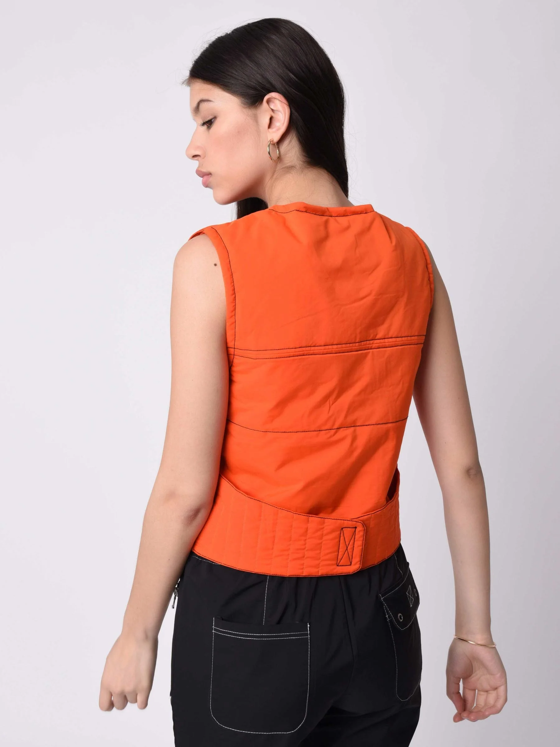 Gilet sans manches utility coutures contrastées empiècement mesh - Image 4