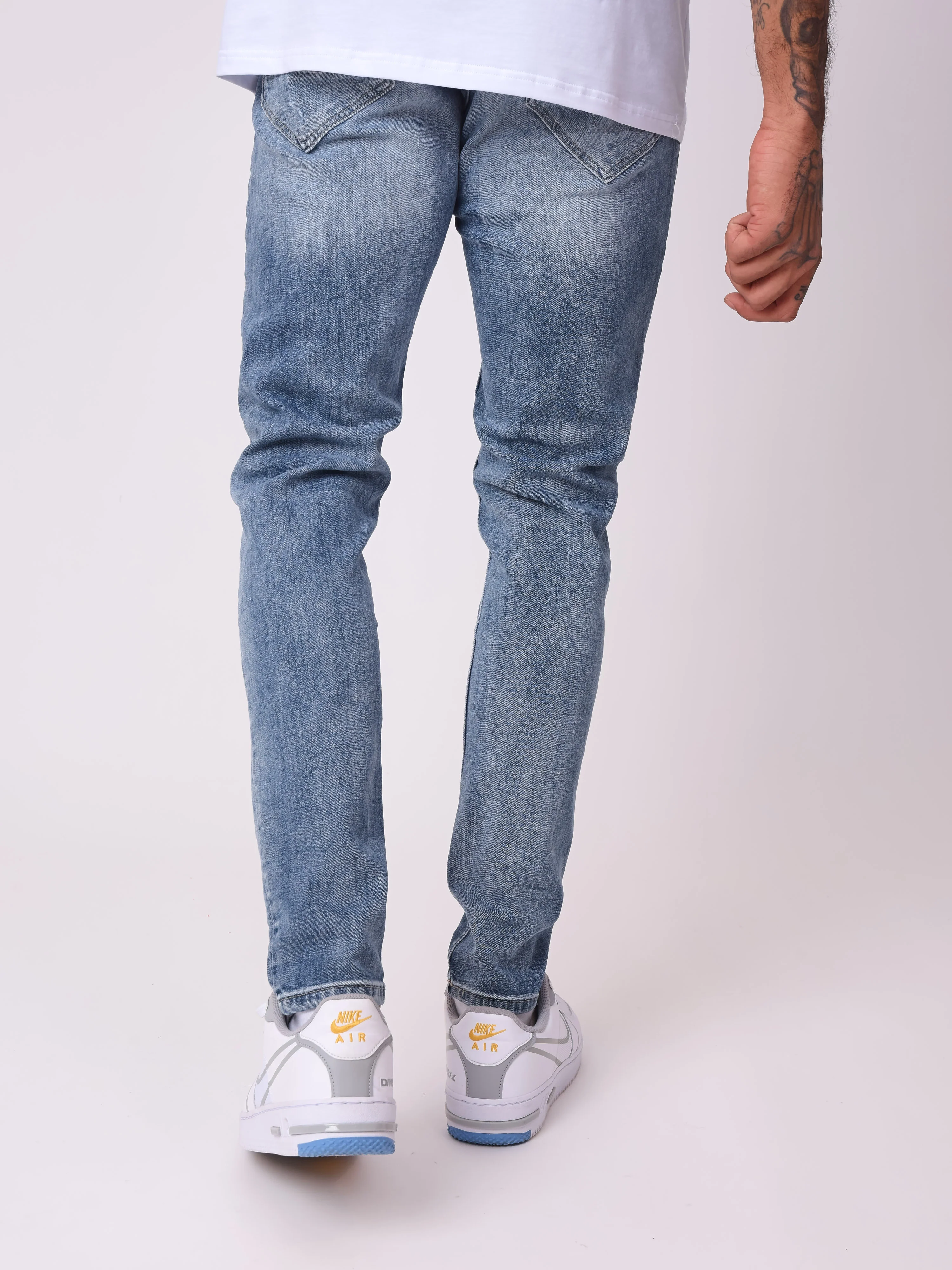 Jean skinny bleu délavé avec trou - Image 4