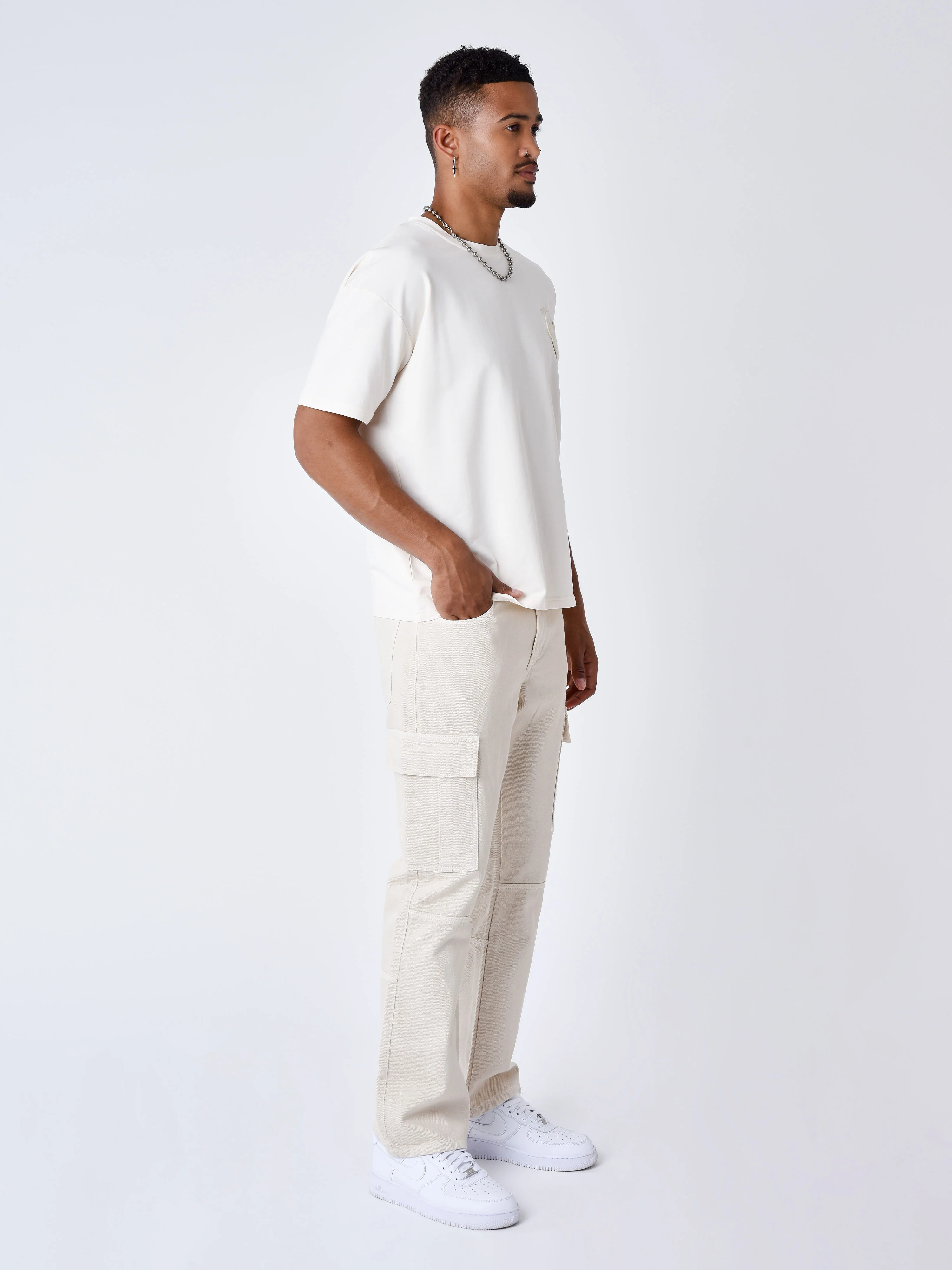 Jeans flare a découpes - Image 5