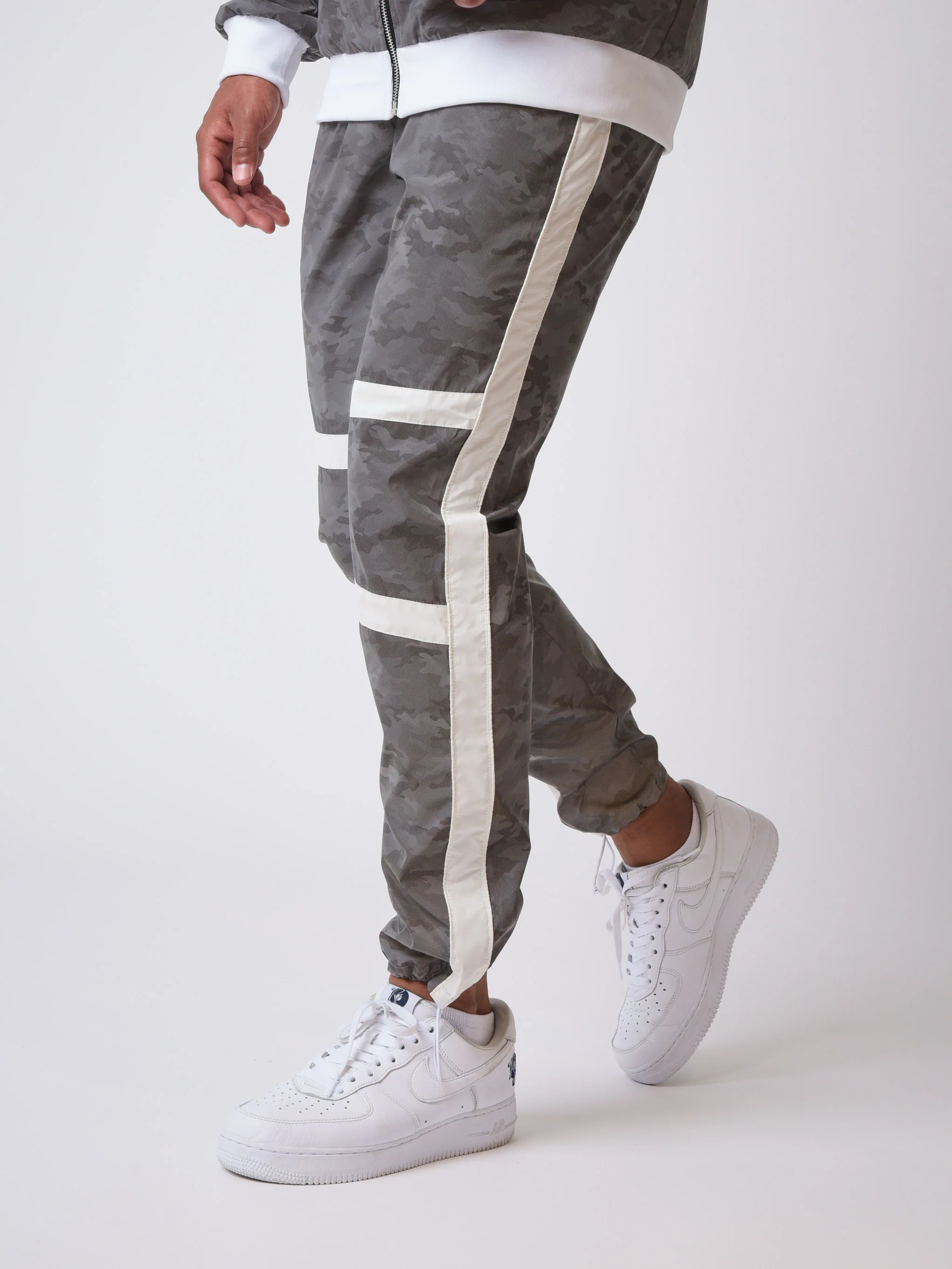 Pantalon de jogging bi-matière réfléchissante motif camouflage "CAMO REFLECT" - Image 4